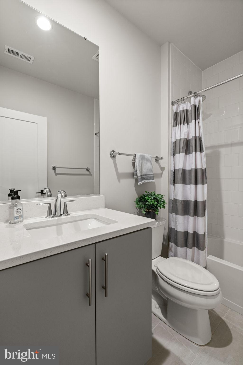 LENAH MILL - Residential