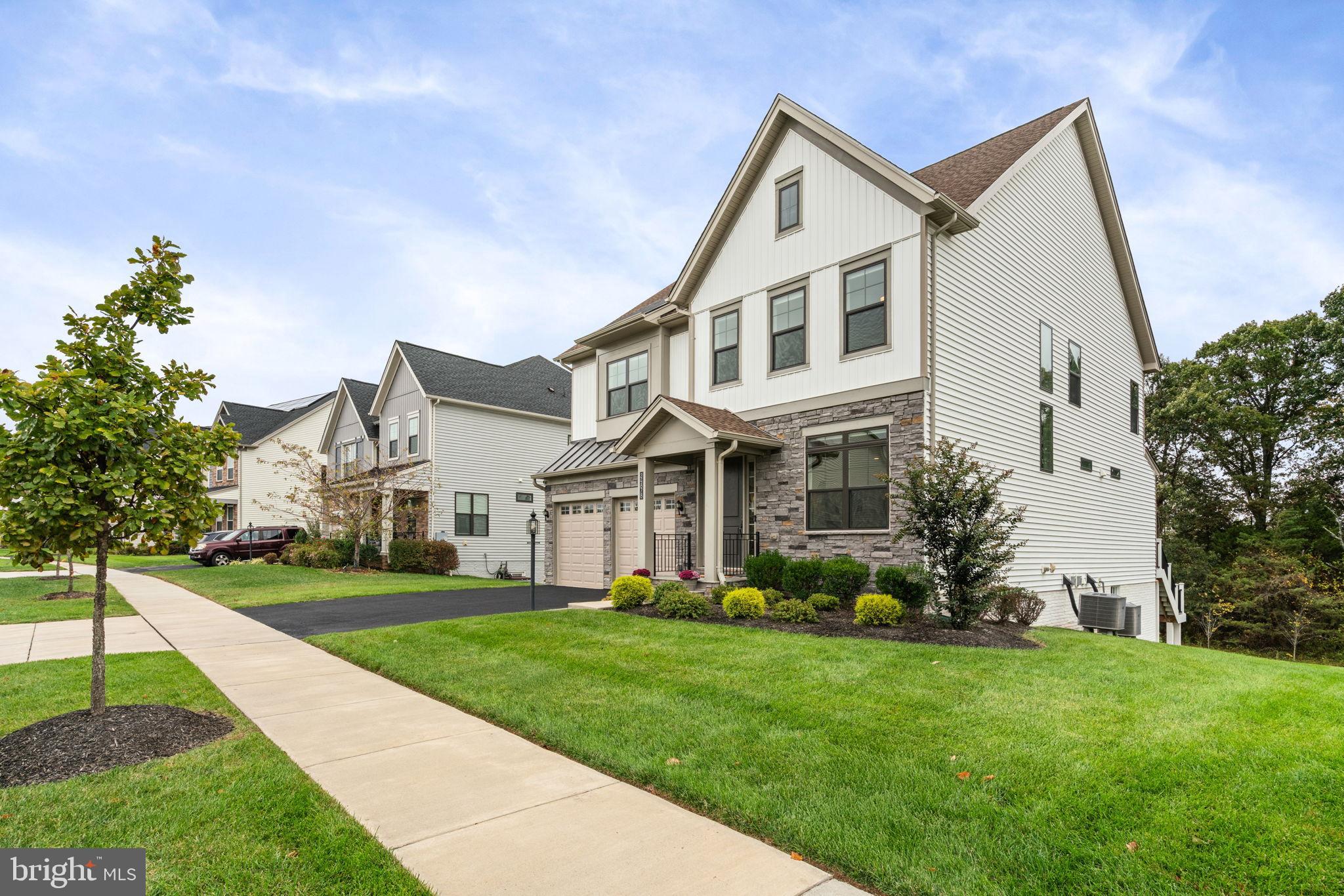 LENAH MILL - Residential