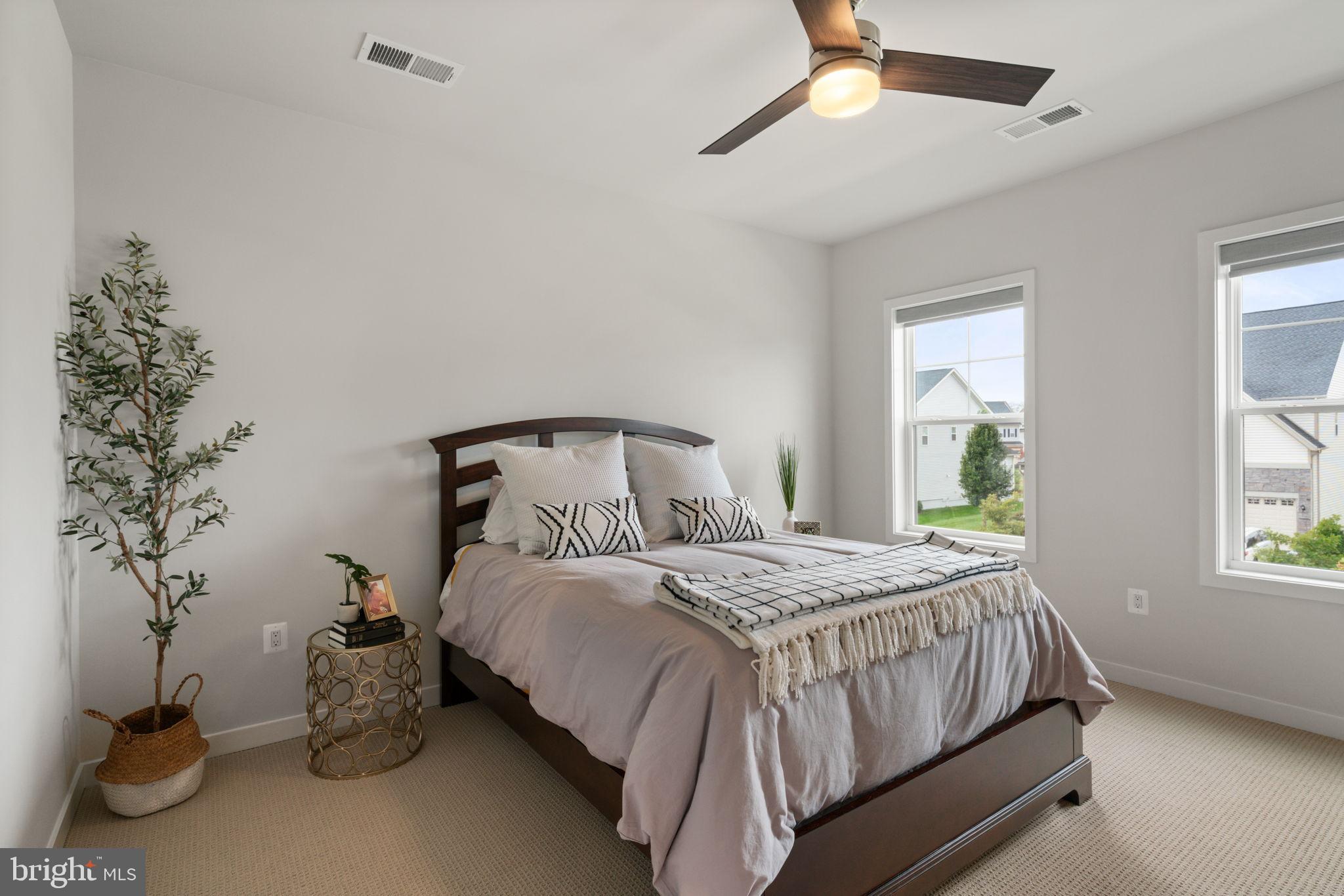 LENAH MILL - Residential