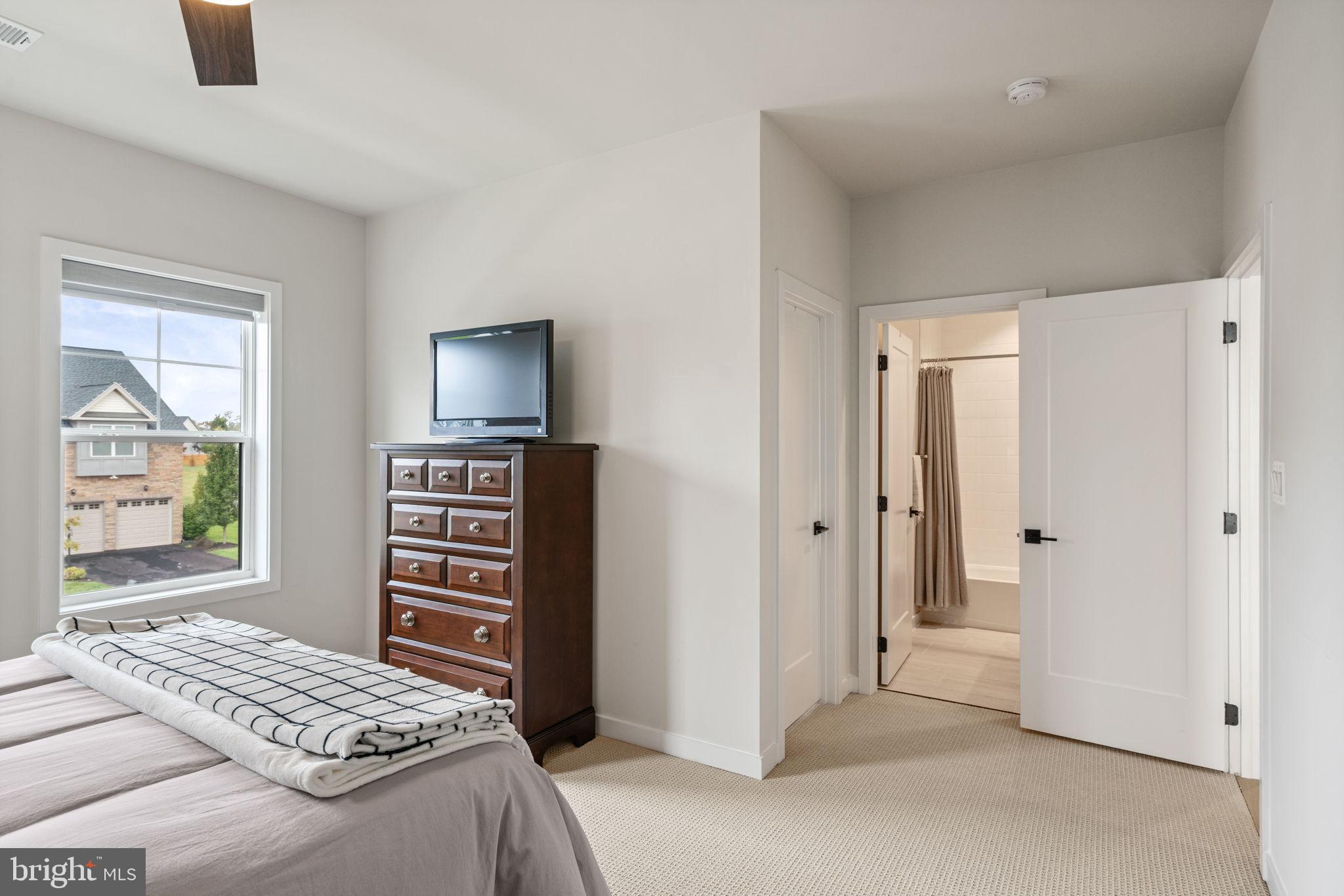 LENAH MILL - Residential