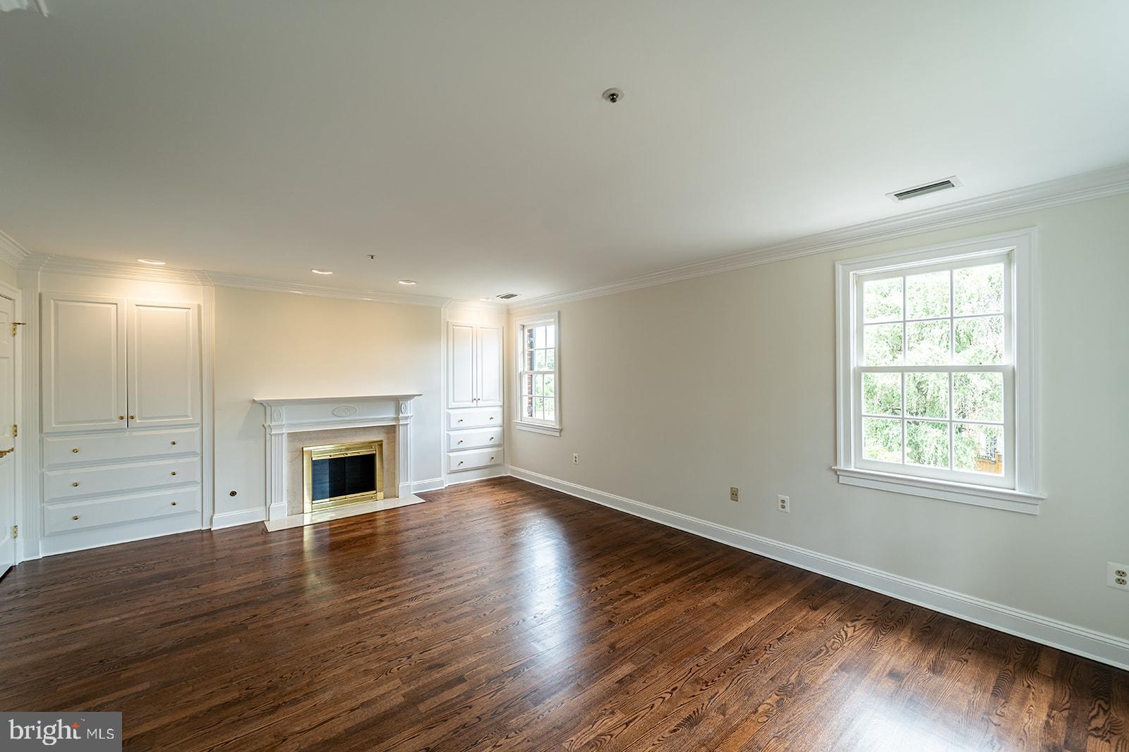 OLD TOWN - Residential