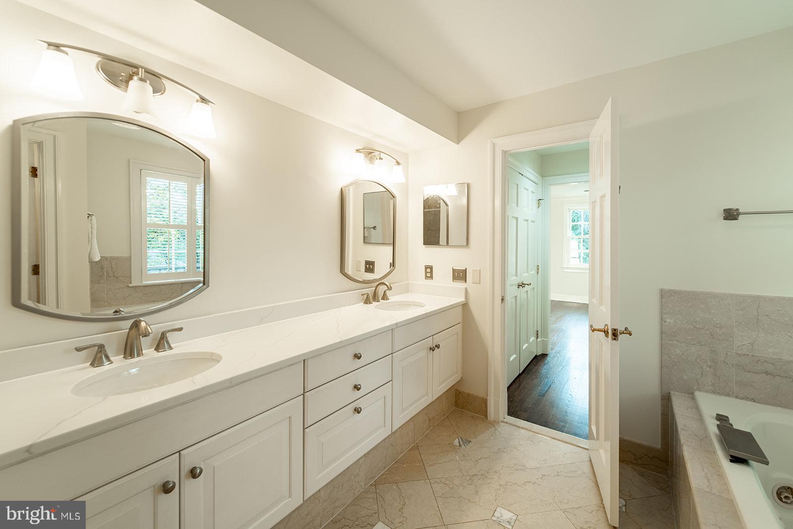 OLD TOWN - Residential