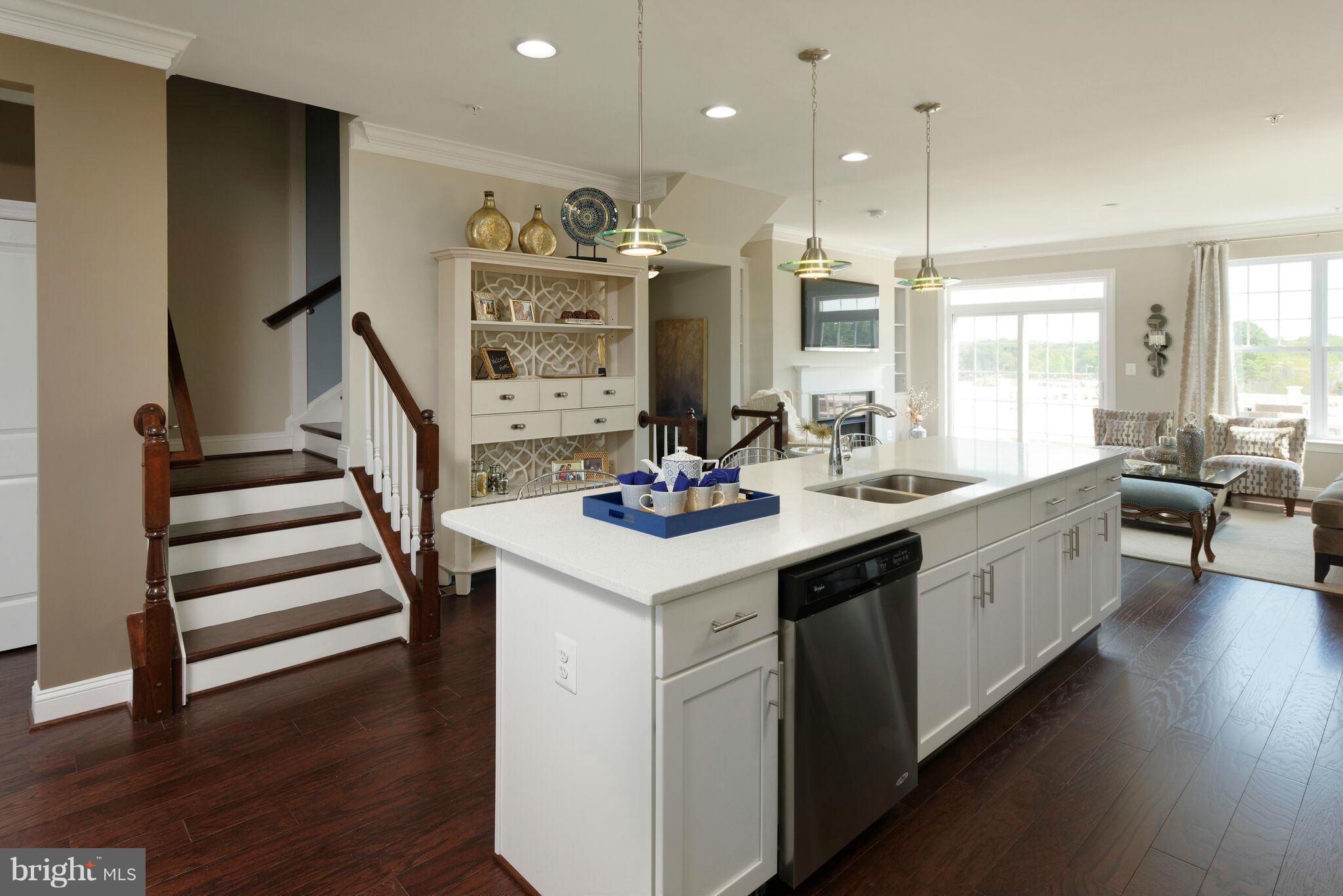 WOOD GLEN - Residential