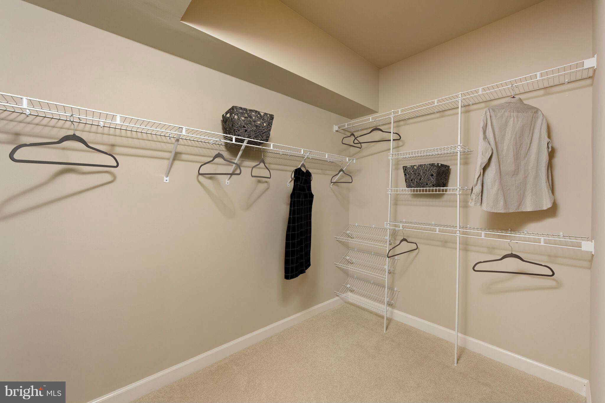 WOOD GLEN - Residential