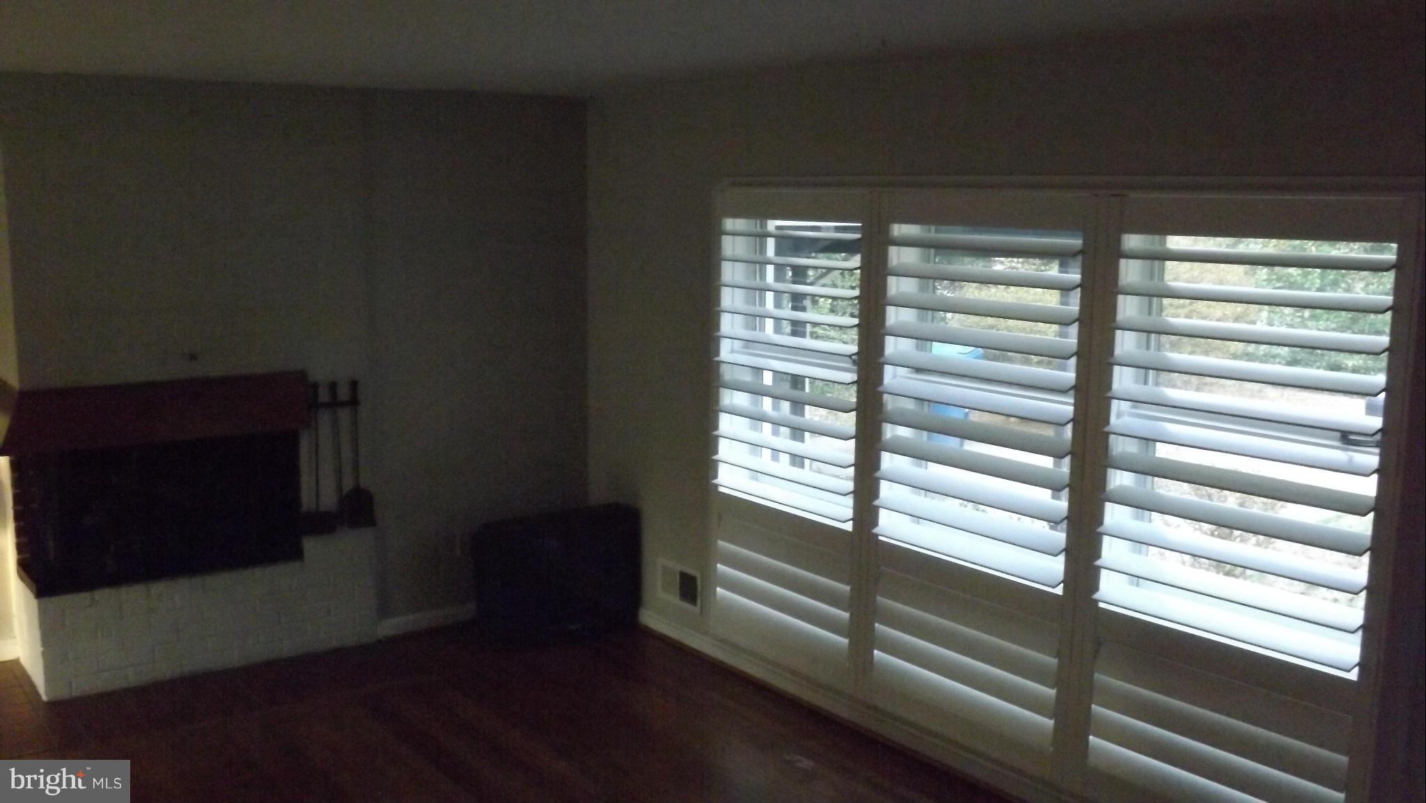 RAVENSDALE - Residential Lease