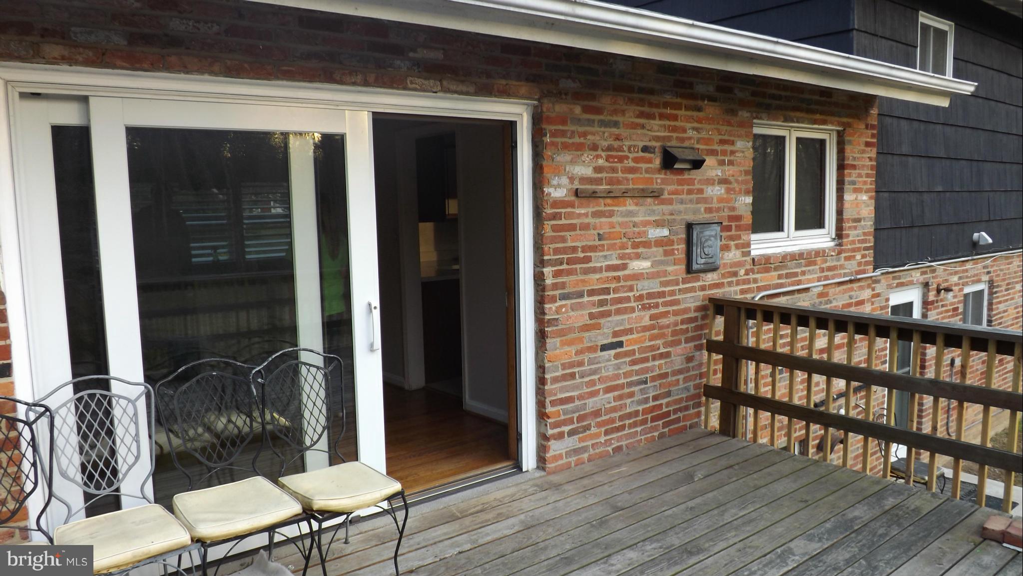 RAVENSDALE - Residential Lease