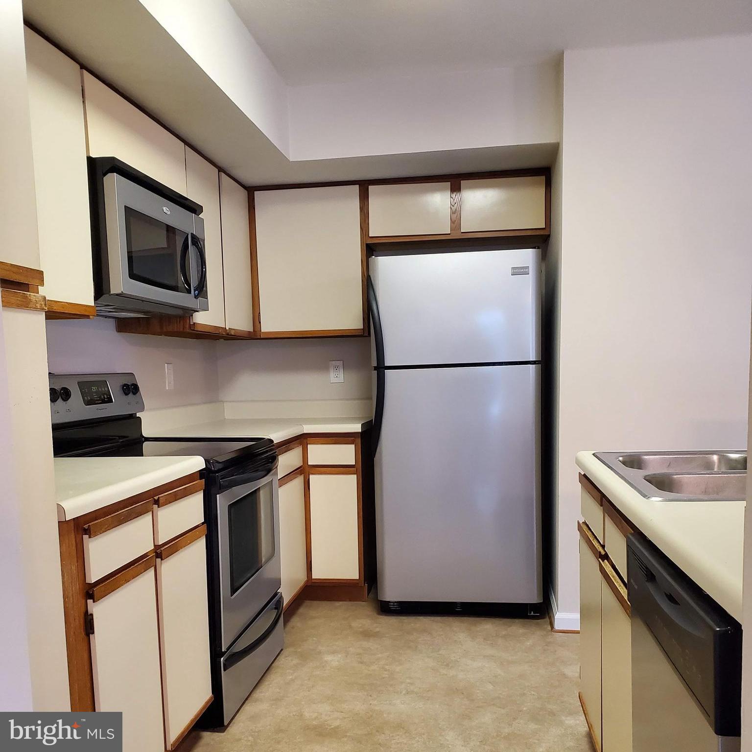 LORDS LANDING - Residential Lease