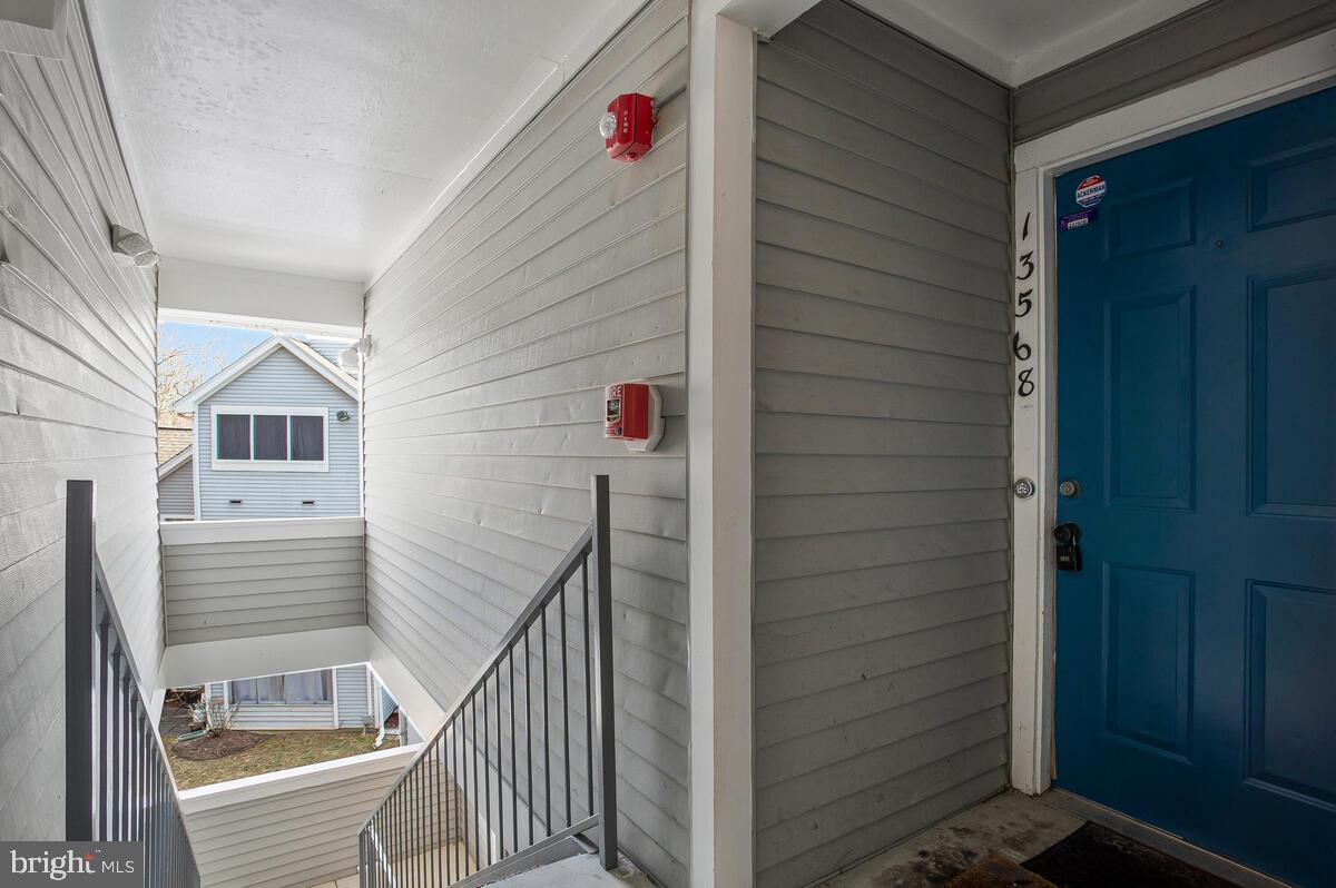 13568 LORD STERLING PLACE 9-12
