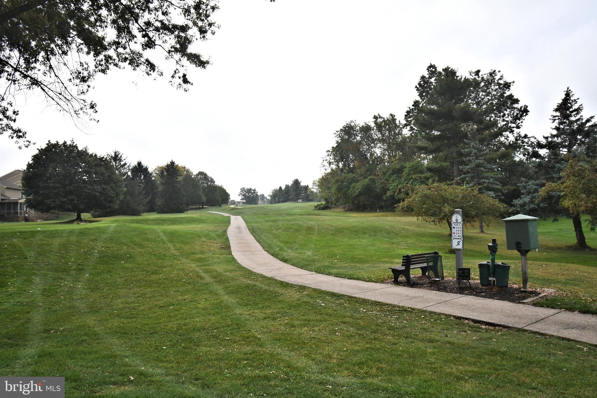 PINECREST - Residential