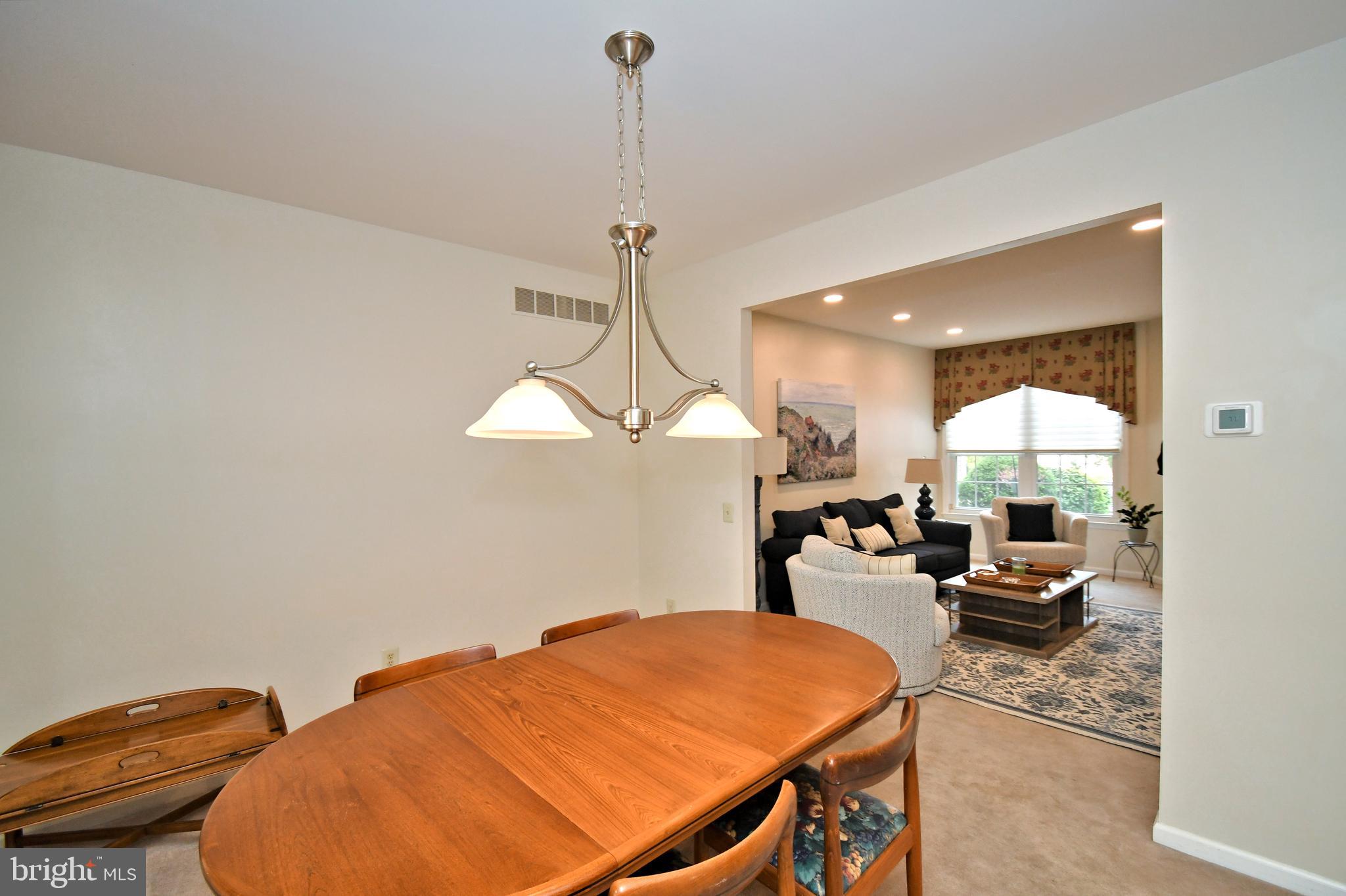 PINECREST - Residential