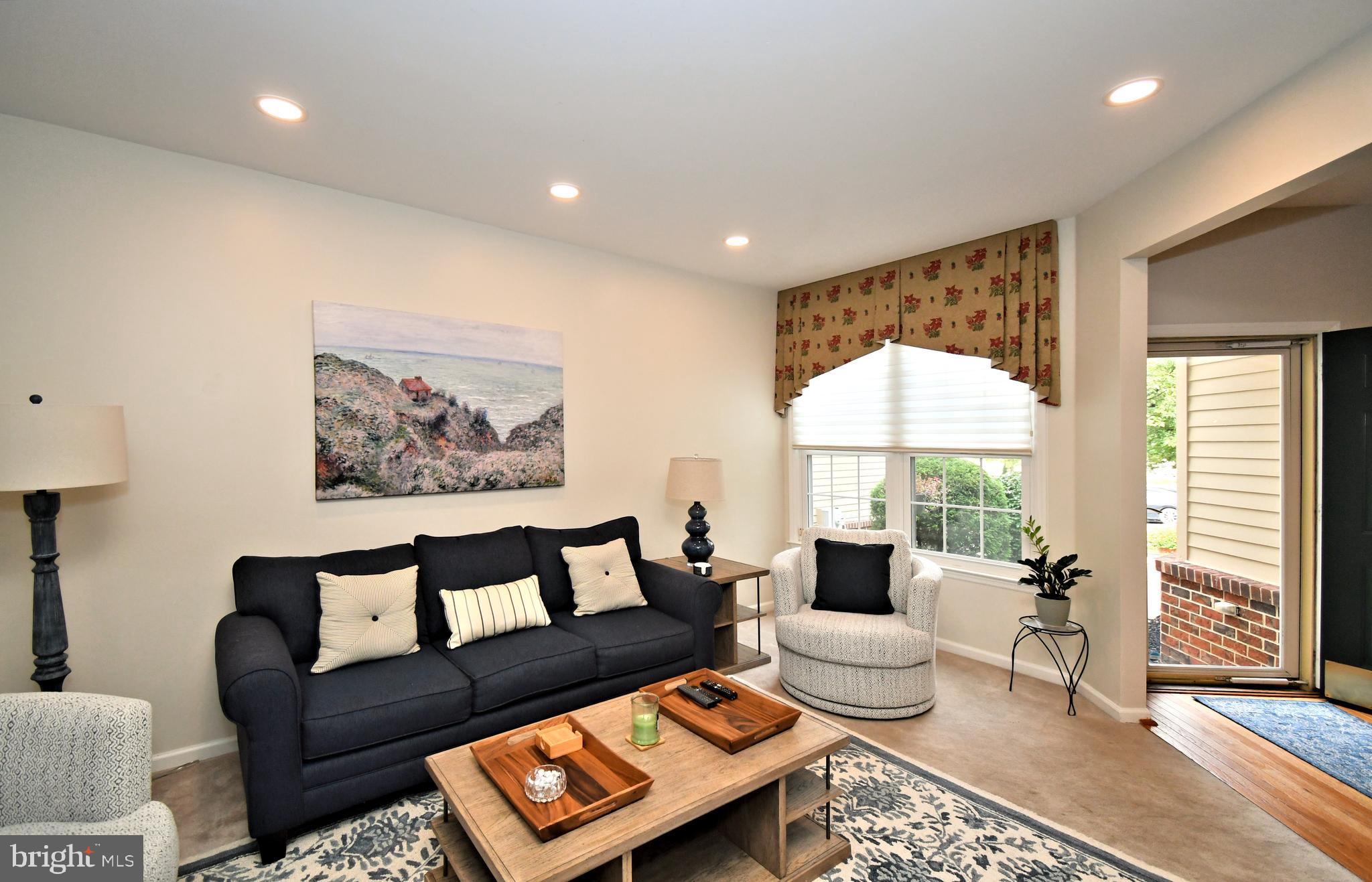 PINECREST - Residential