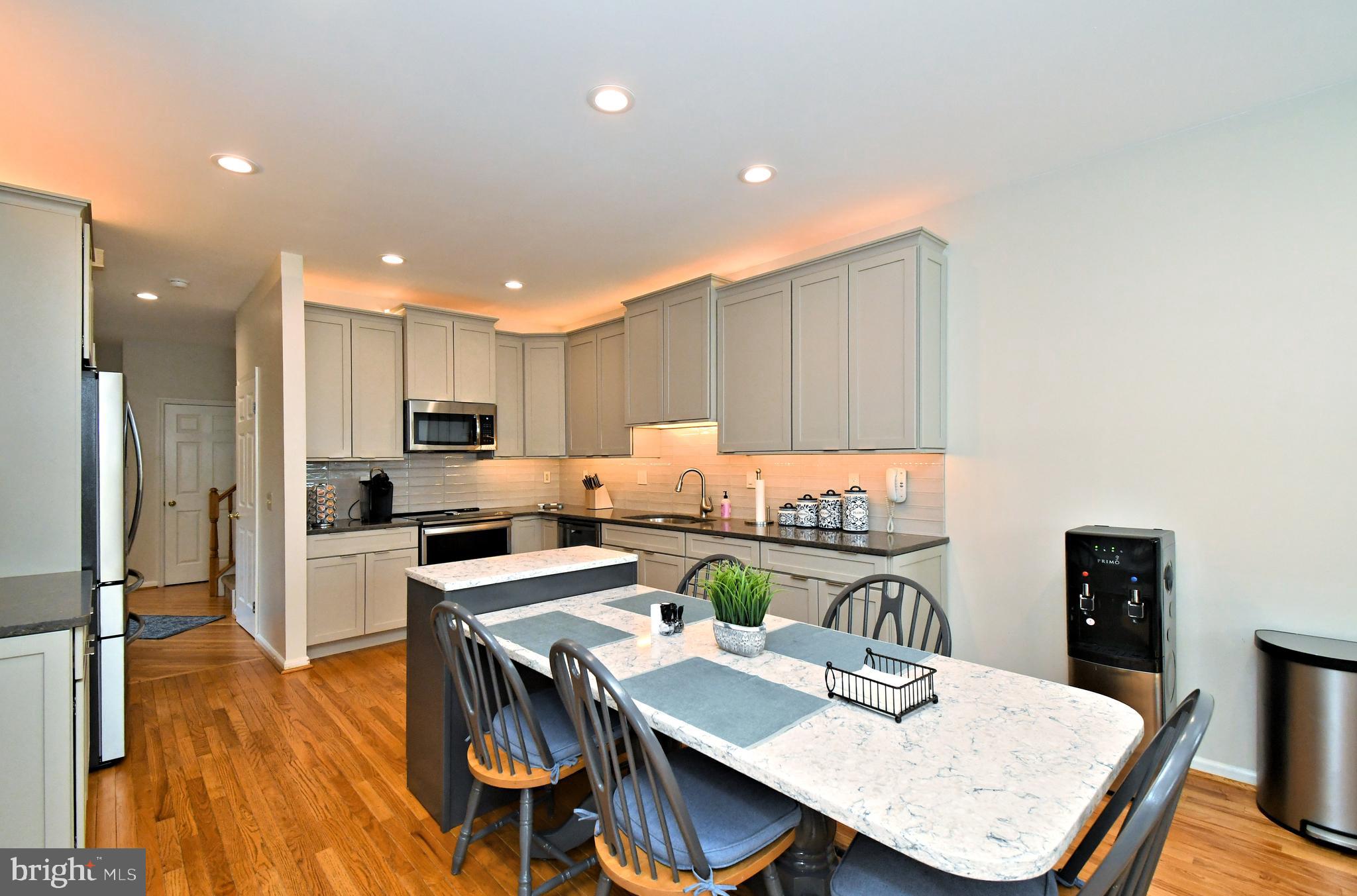 PINECREST - Residential