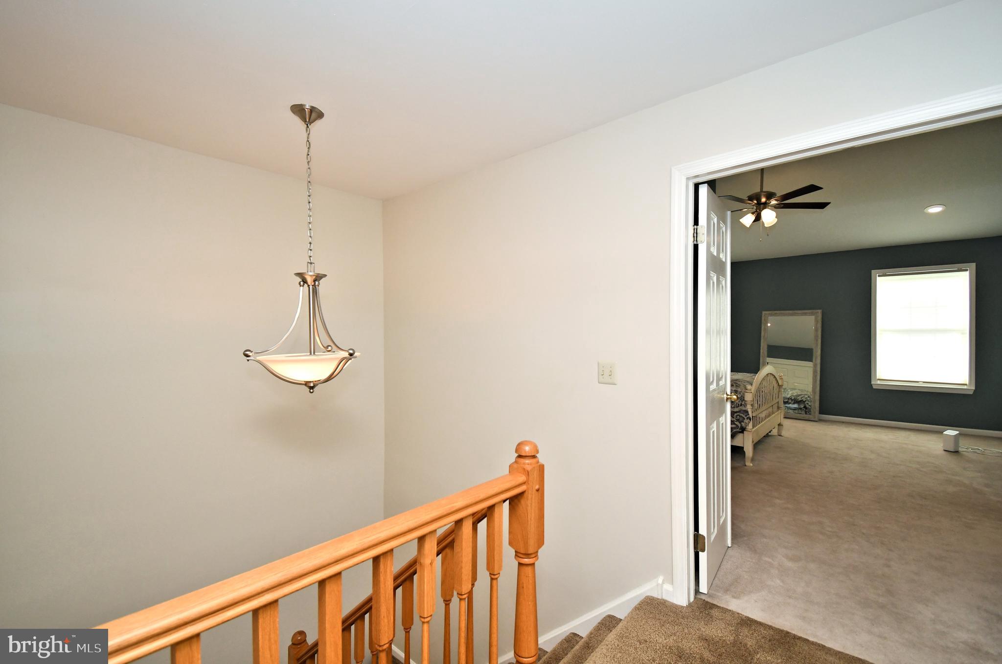 PINECREST - Residential