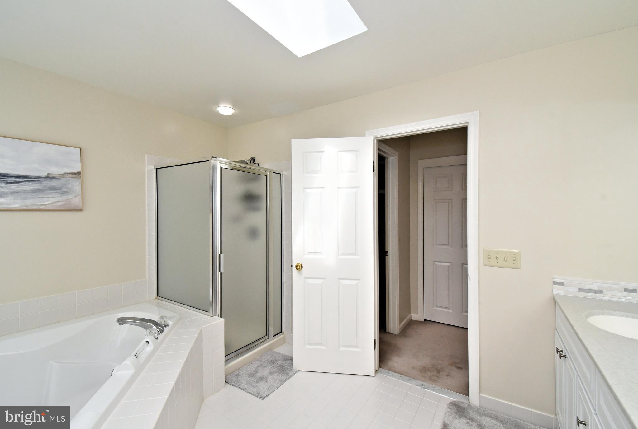 PINECREST - Residential