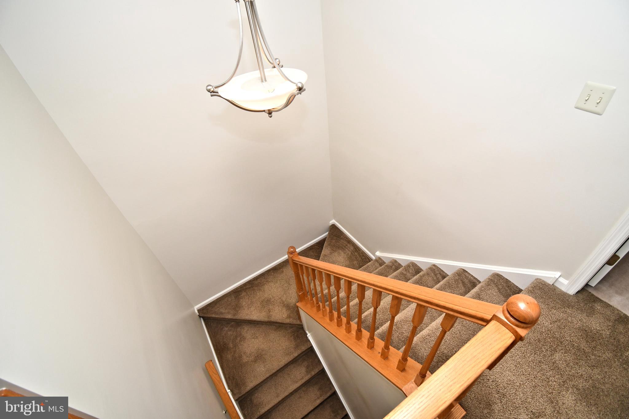 PINECREST - Residential