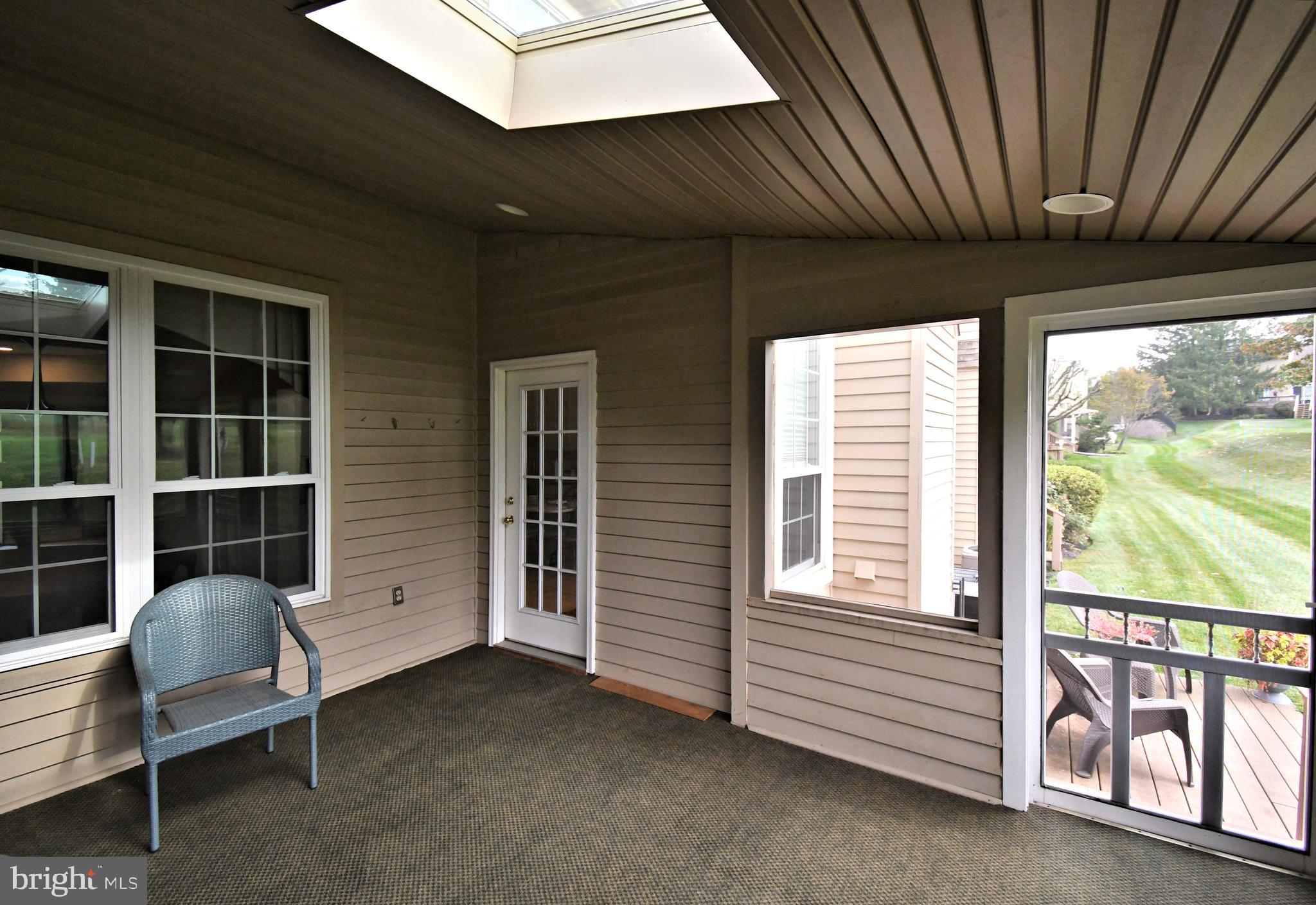 PINECREST - Residential