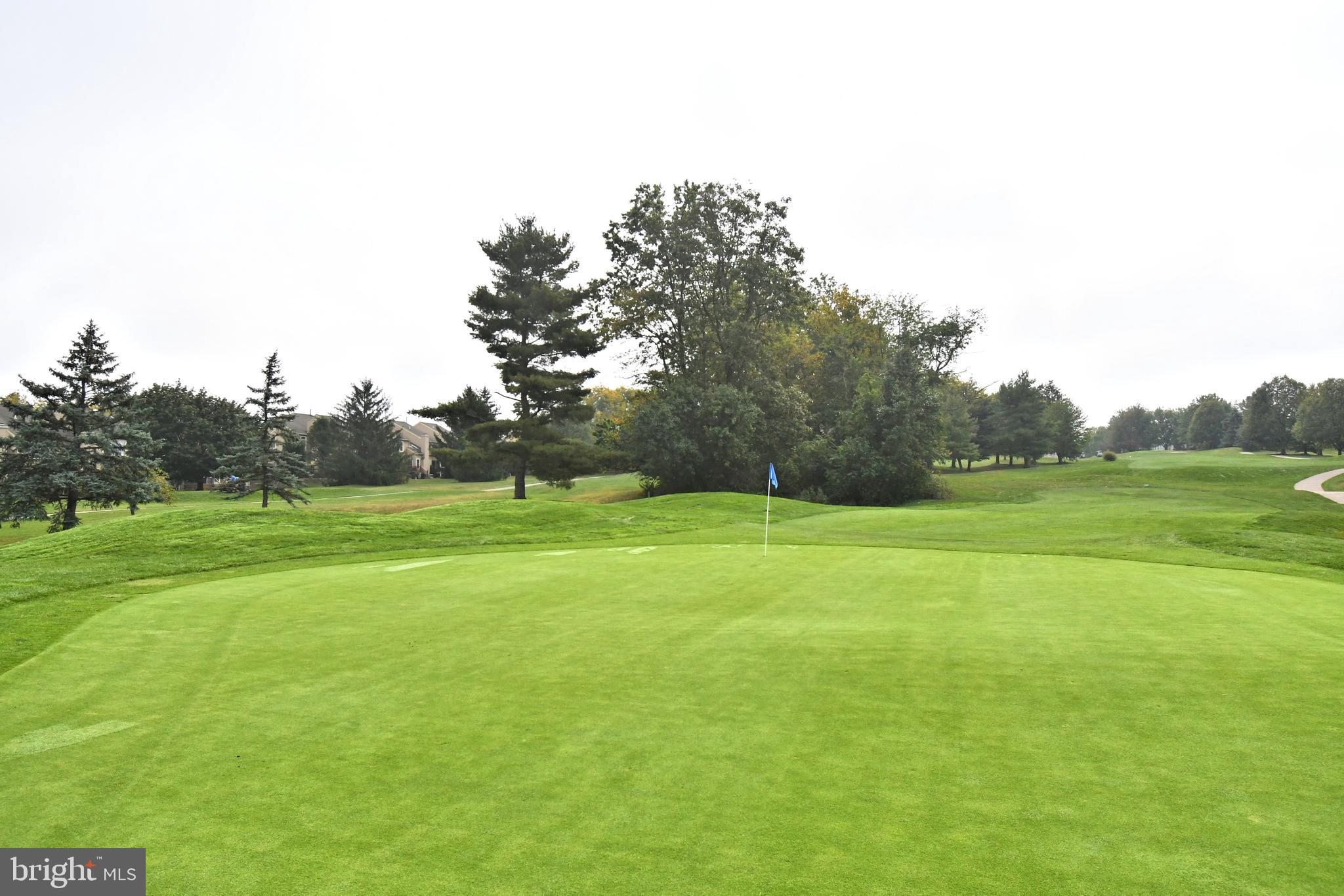 PINECREST - Residential