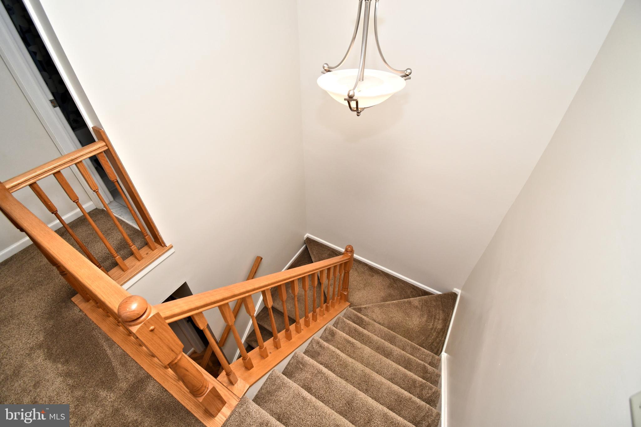 PINECREST - Residential