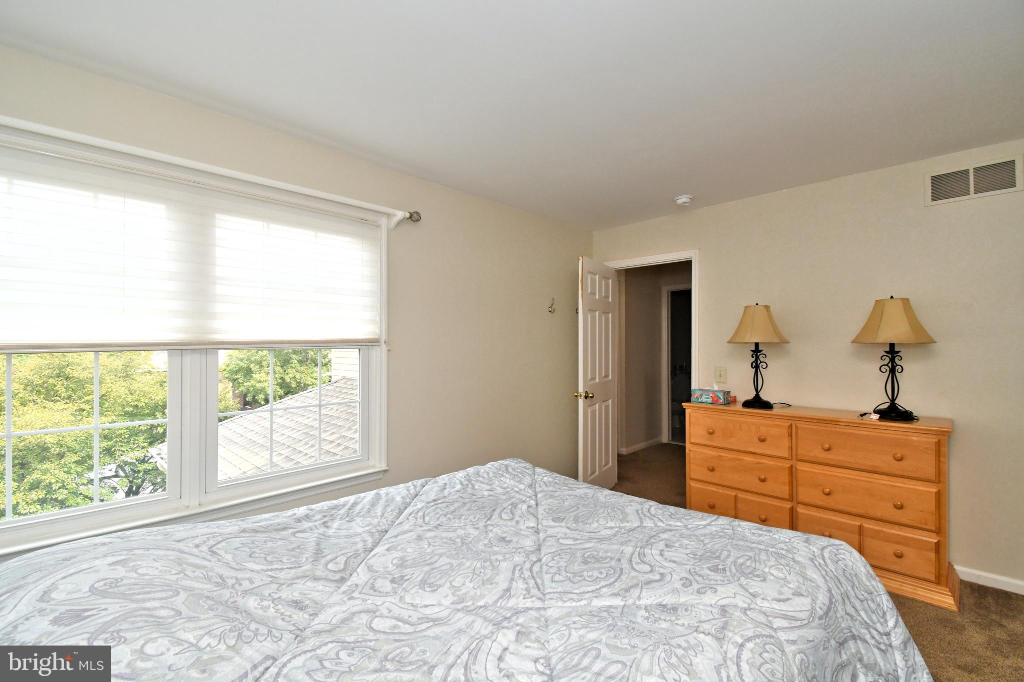 PINECREST - Residential