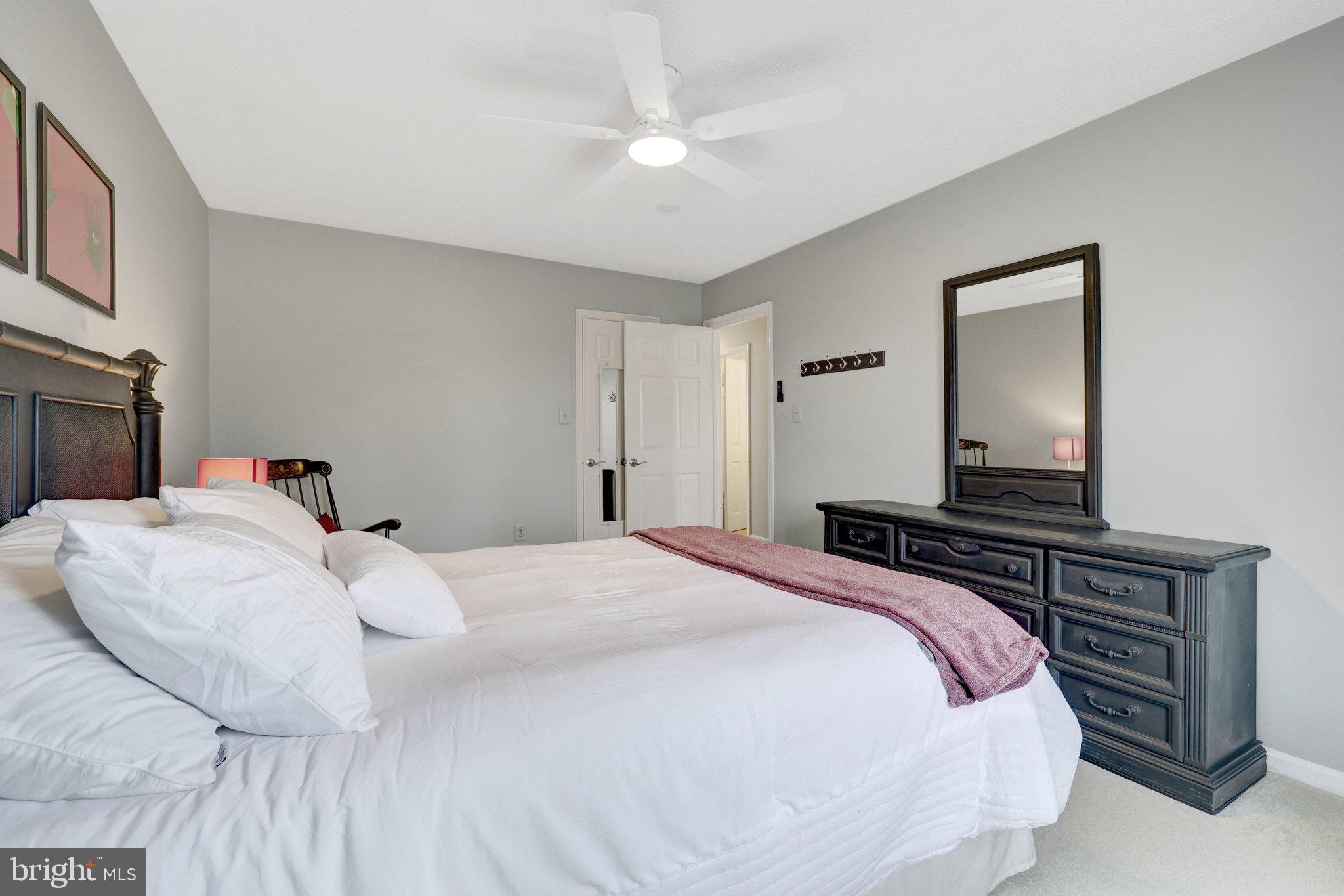 COUNTRYSIDE - Residential