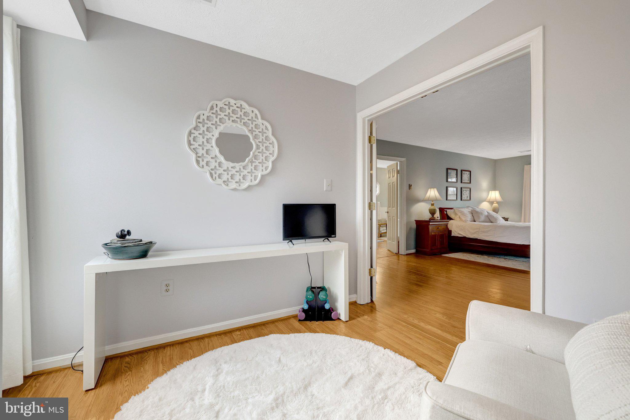 COUNTRYSIDE - Residential