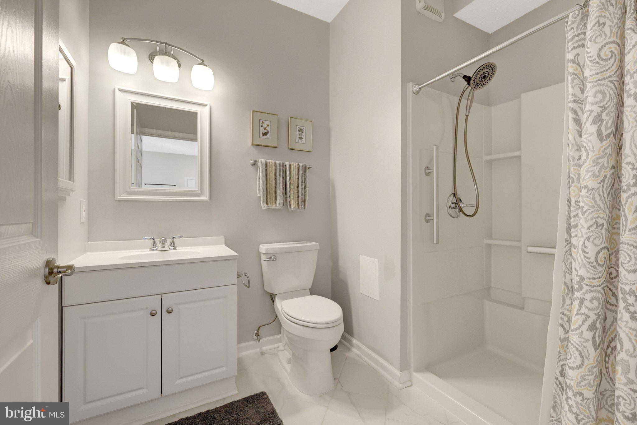 COUNTRYSIDE - Residential