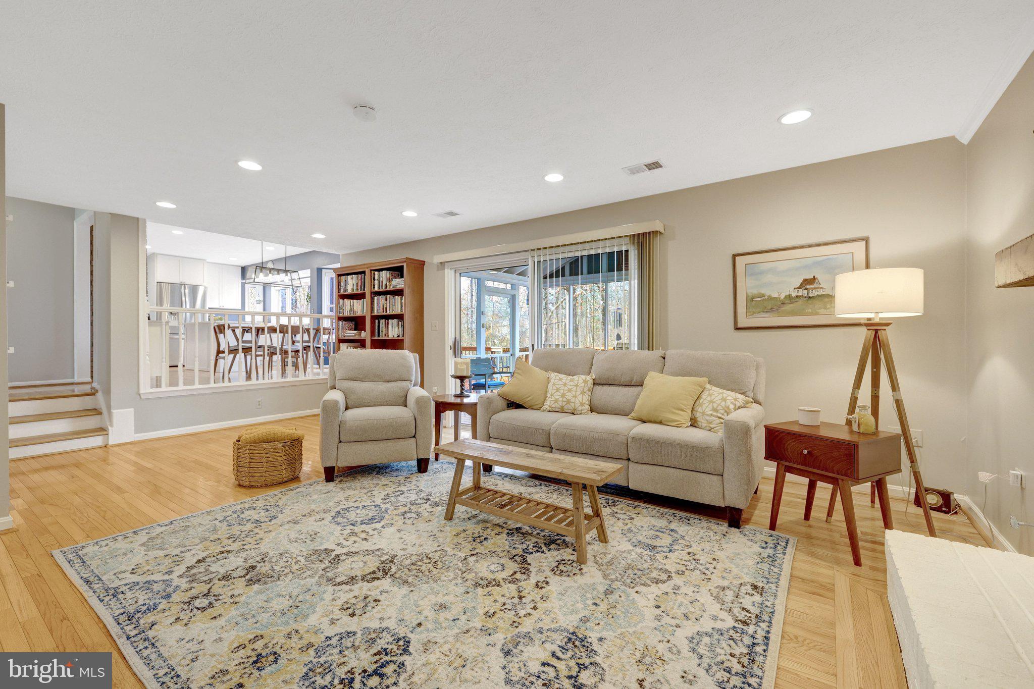 COUNTRYSIDE - Residential