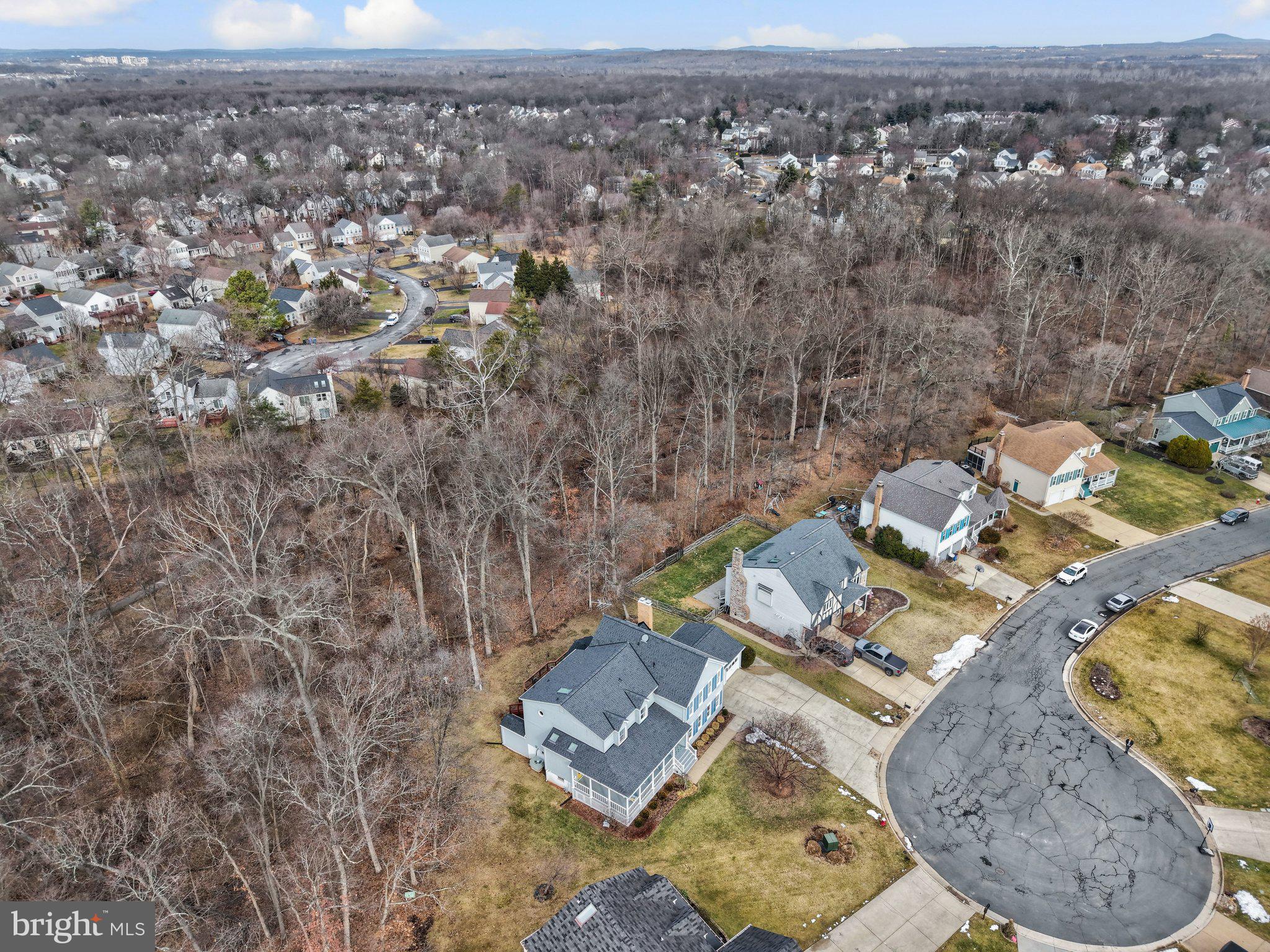 COUNTRYSIDE - Residential