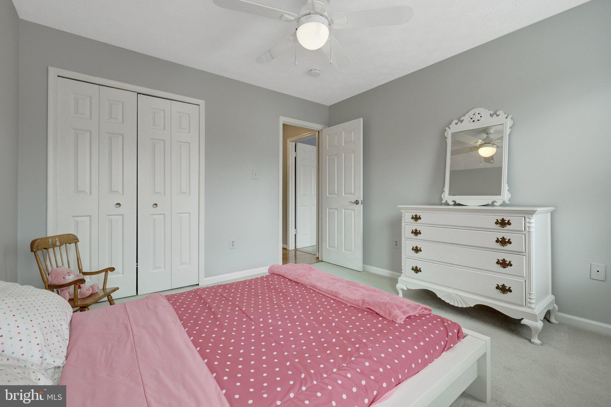 COUNTRYSIDE - Residential