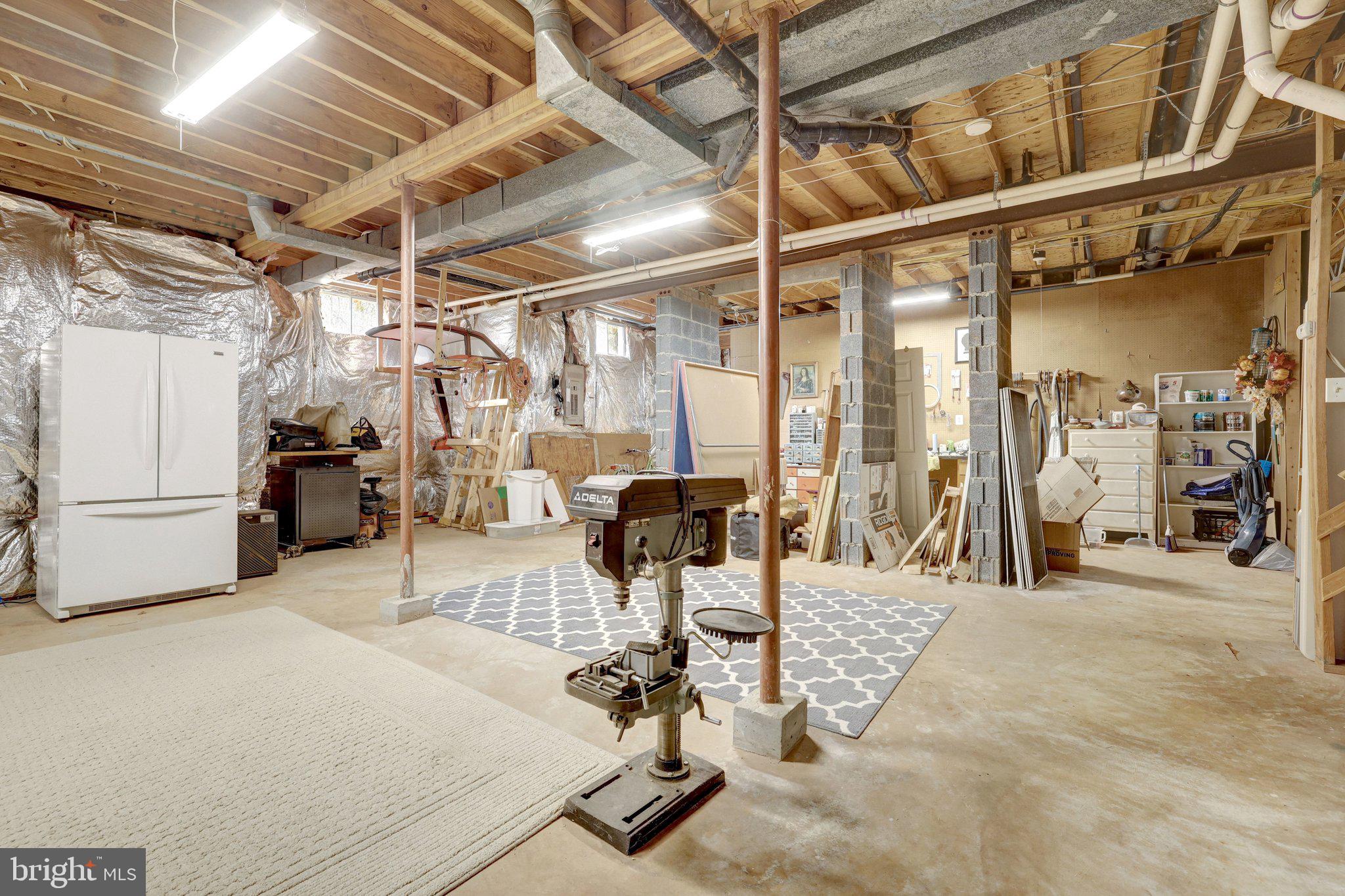 COUNTRYSIDE - Residential