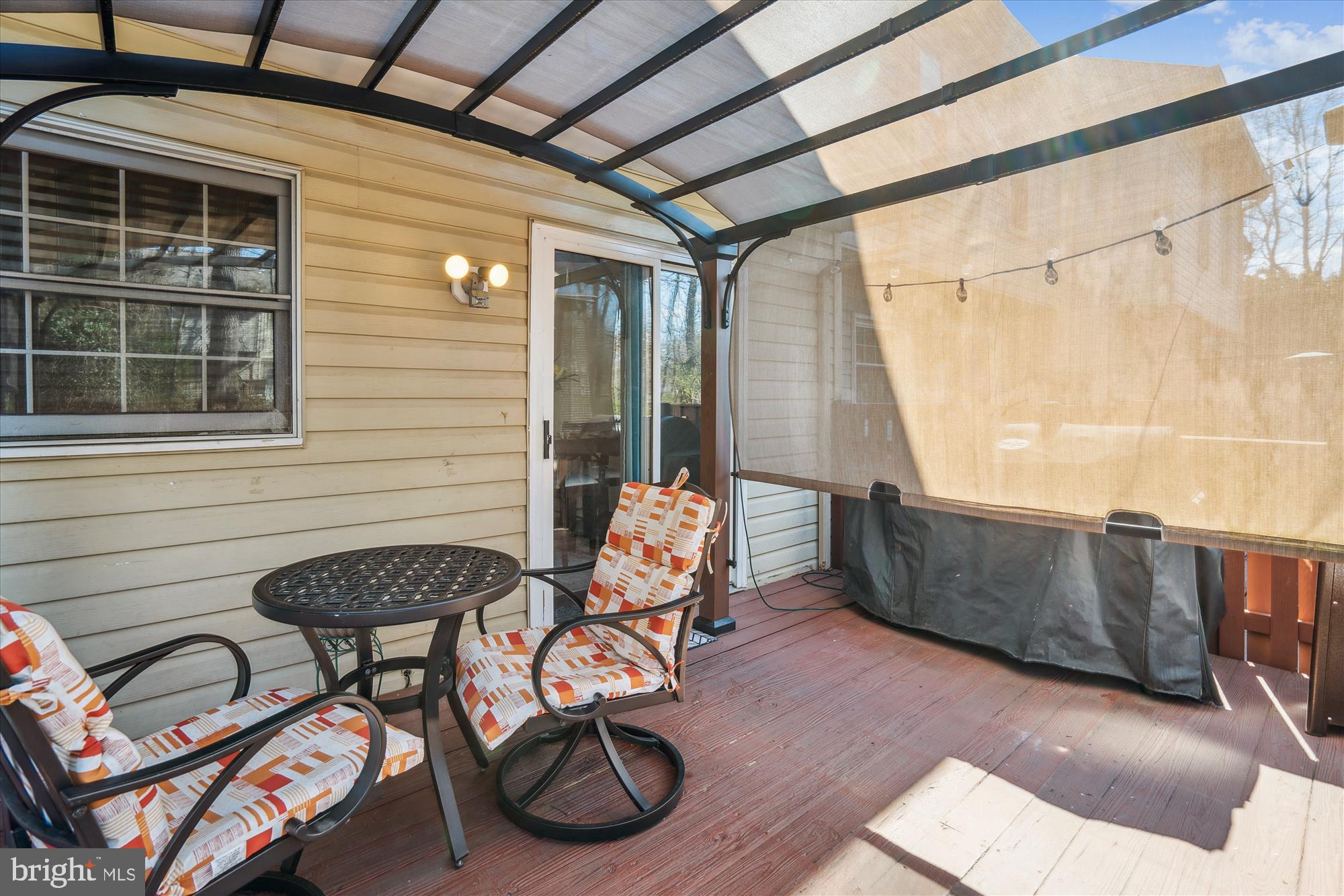 SEVEN OAKS - Residential