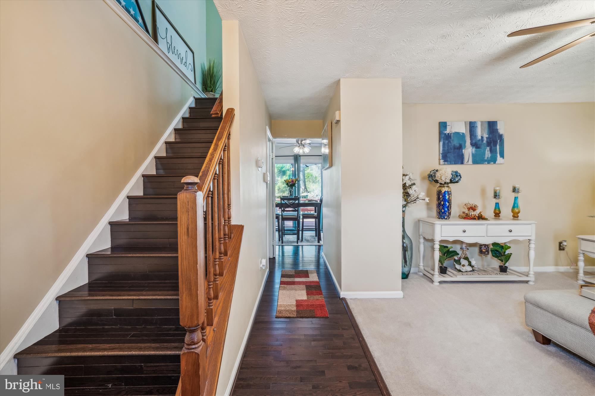 SEVEN OAKS - Residential