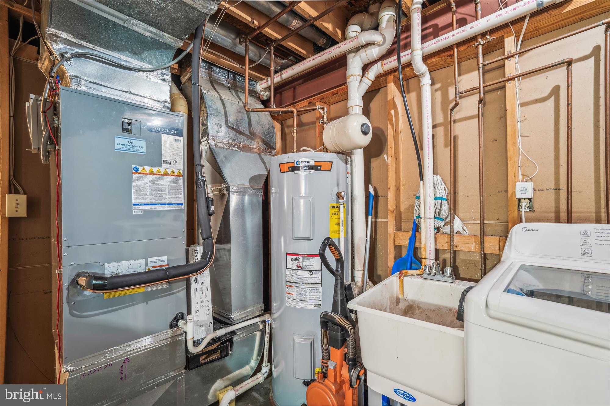 SEVEN OAKS - Residential