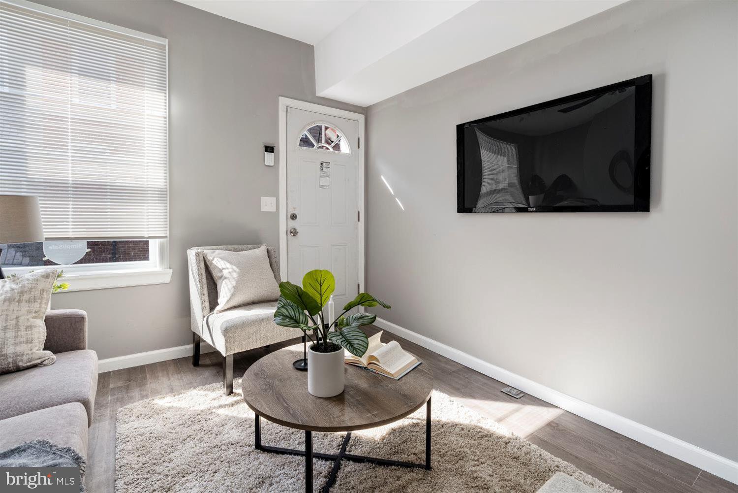 MCELDERRY PARK - Residential Lease