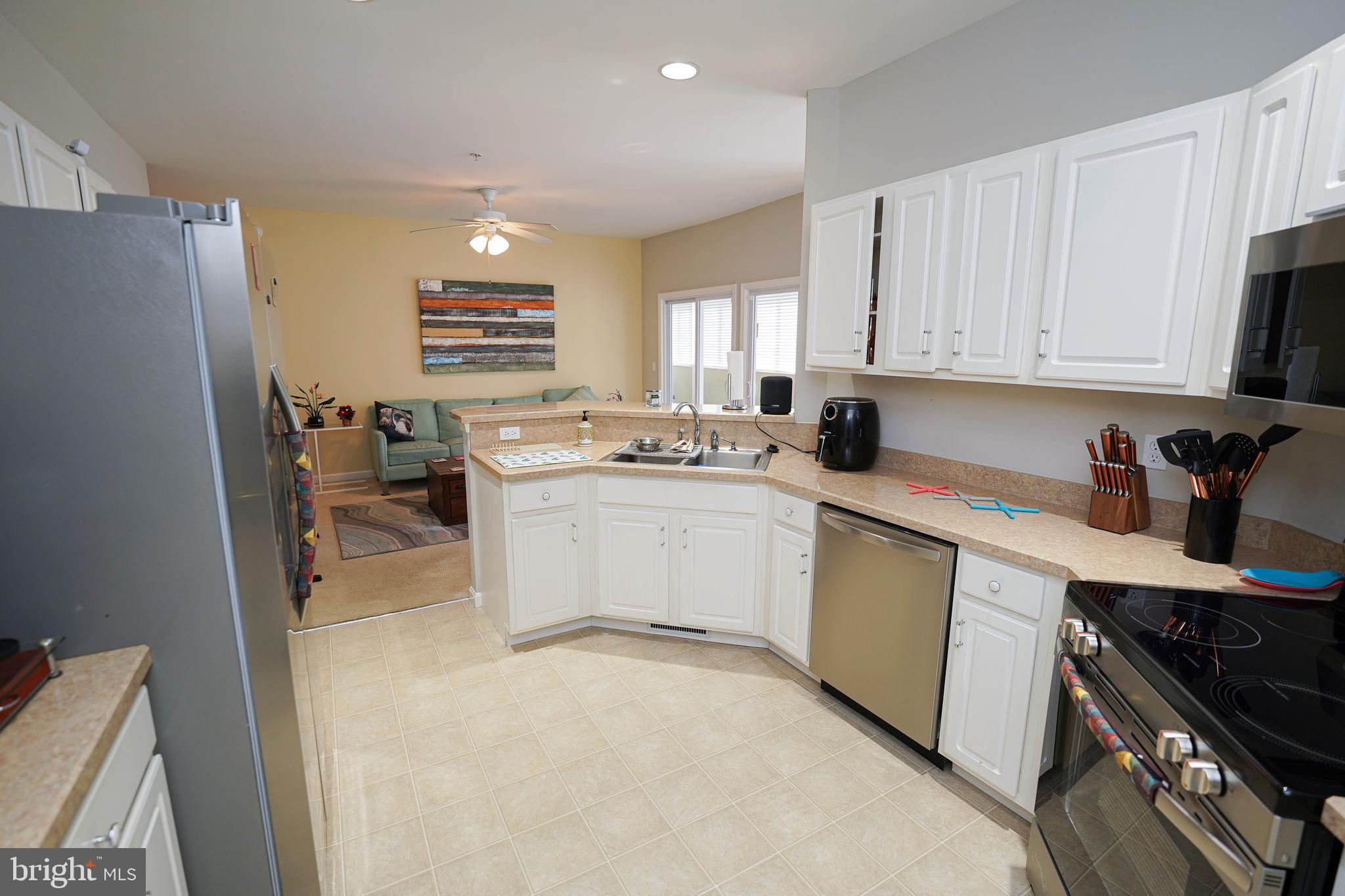 WOODS COVE - Residential Lease