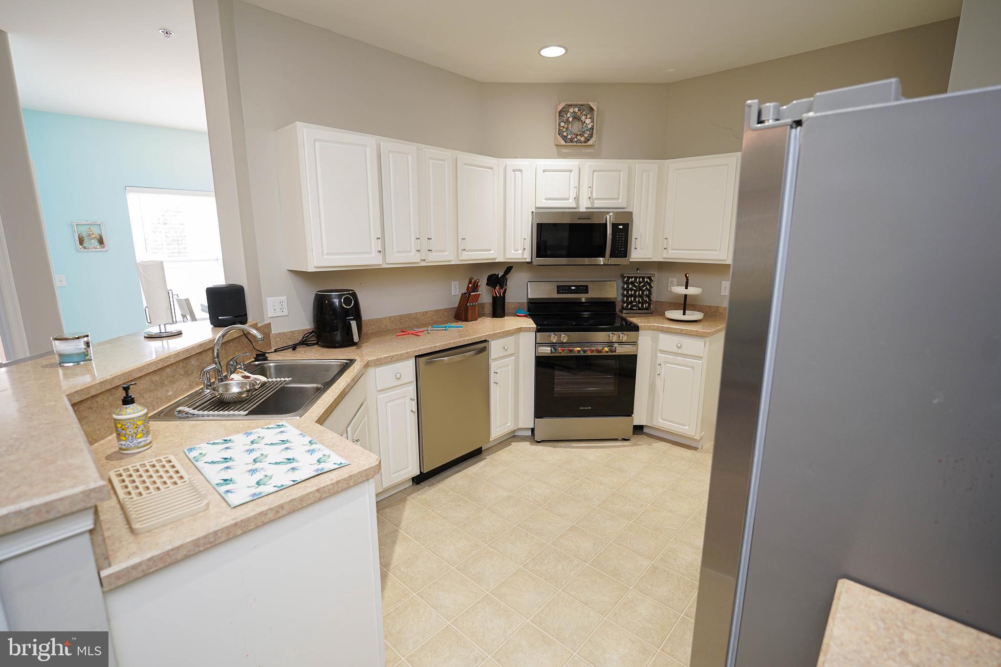 WOODS COVE - Residential Lease