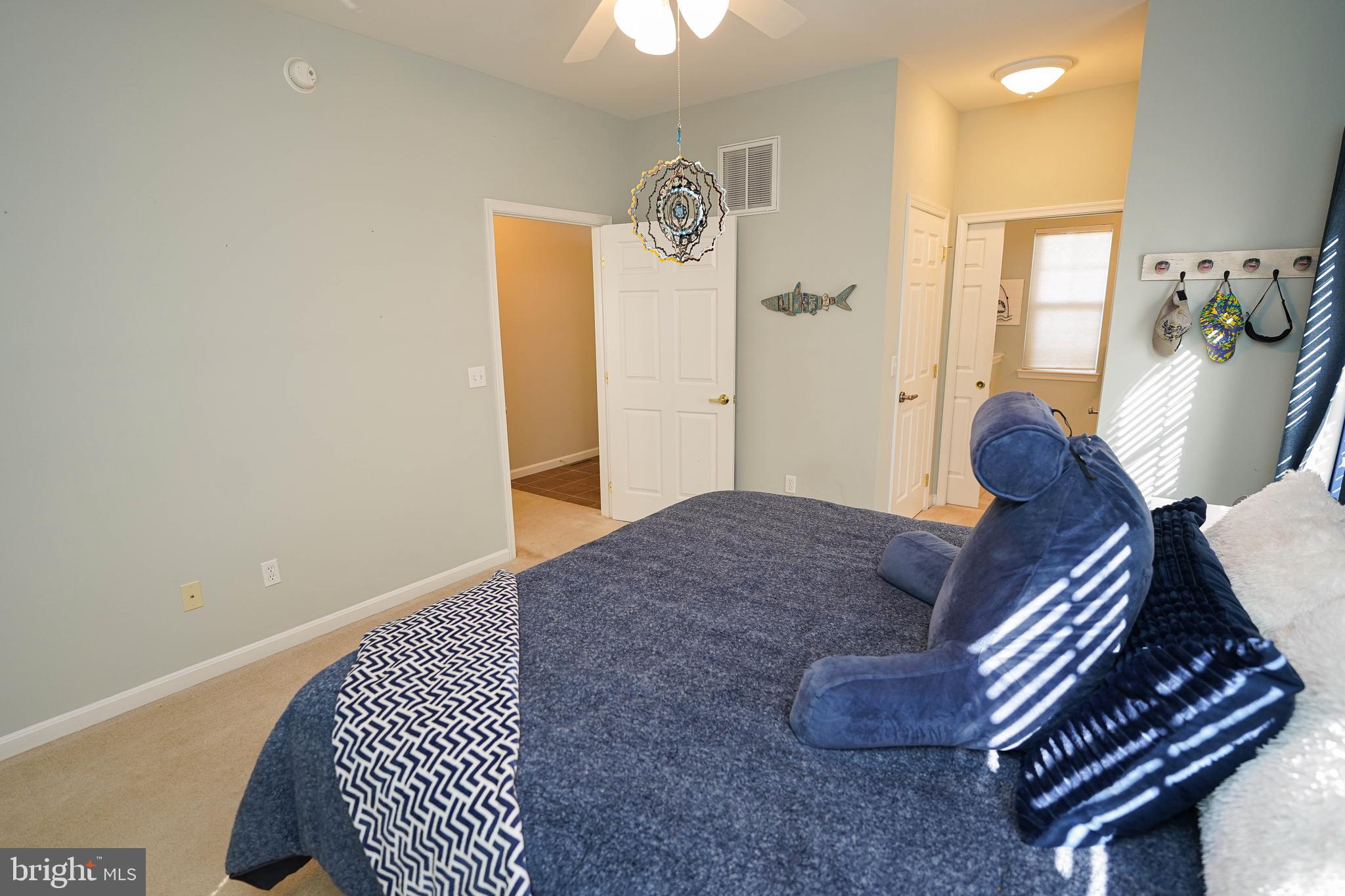 WOODS COVE - Residential Lease