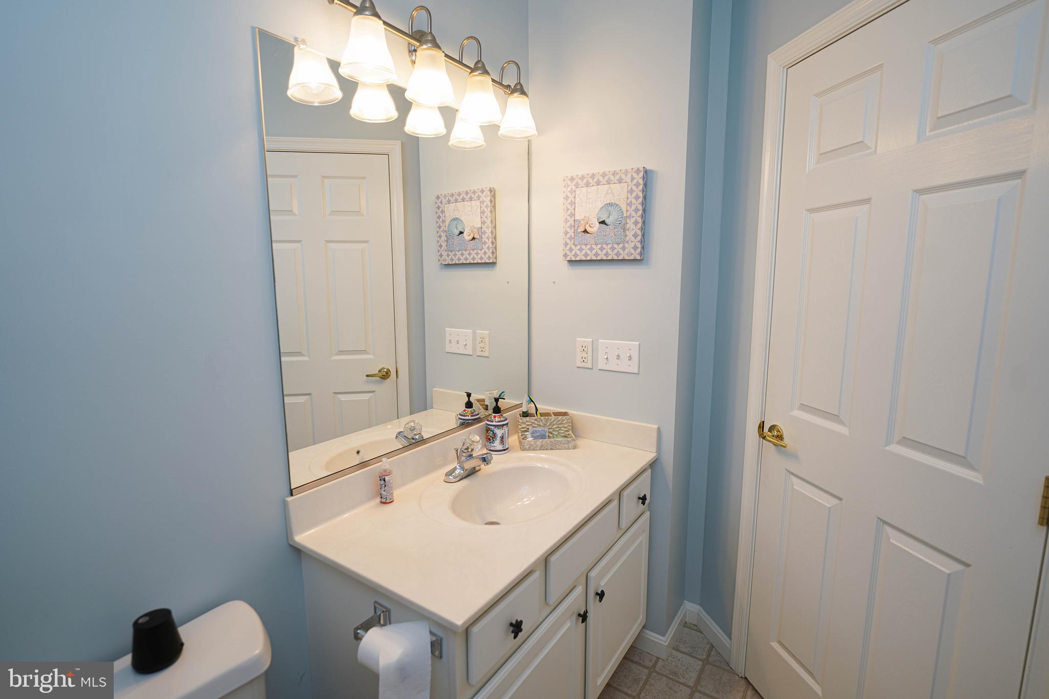 WOODS COVE - Residential Lease