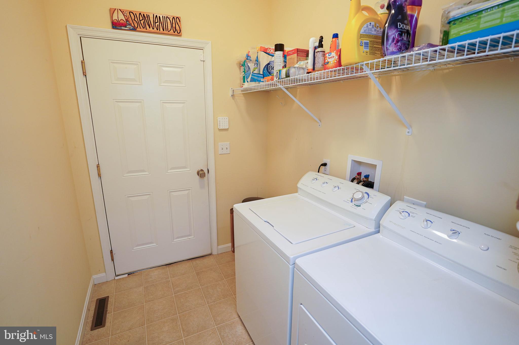 WOODS COVE - Residential Lease