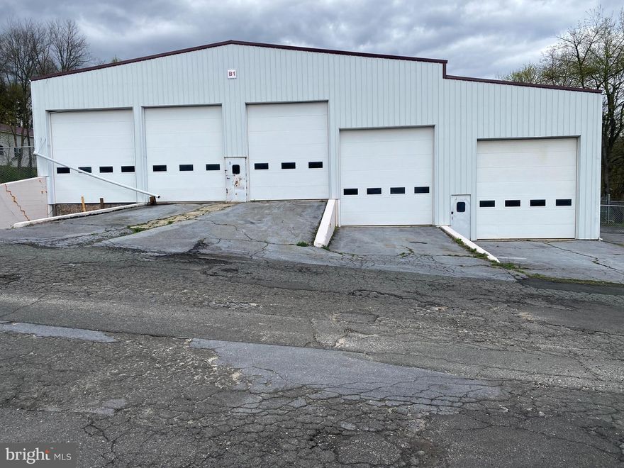 For Rent: 6,800 sq ft. Building  - Could be used for Manufacturing, Indoor / Outdoor Storage. Electric, Water available. Cost: $5,500, per month, which includes maintaining the fence, mowing, & tree care. The tenant is responsible for the cost of all utilities & trash removal. Quick possession available. Owner looking for long term lease, Other buildings available, inquire with listing agents.