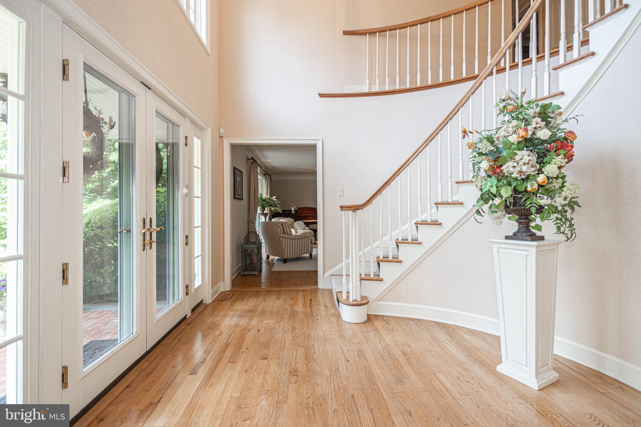 1089 EAGLE ROAD