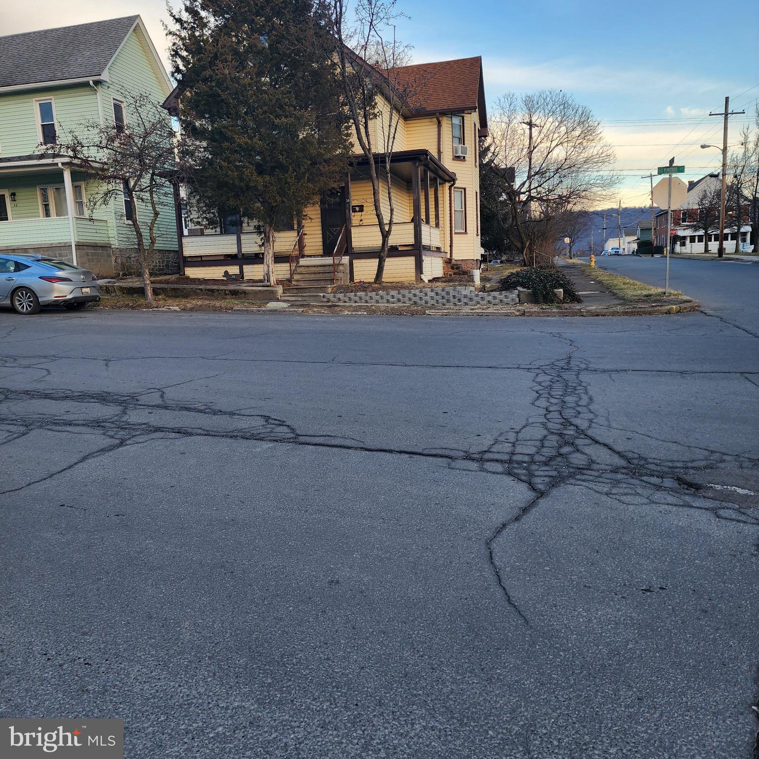 SOUTH END - Residential