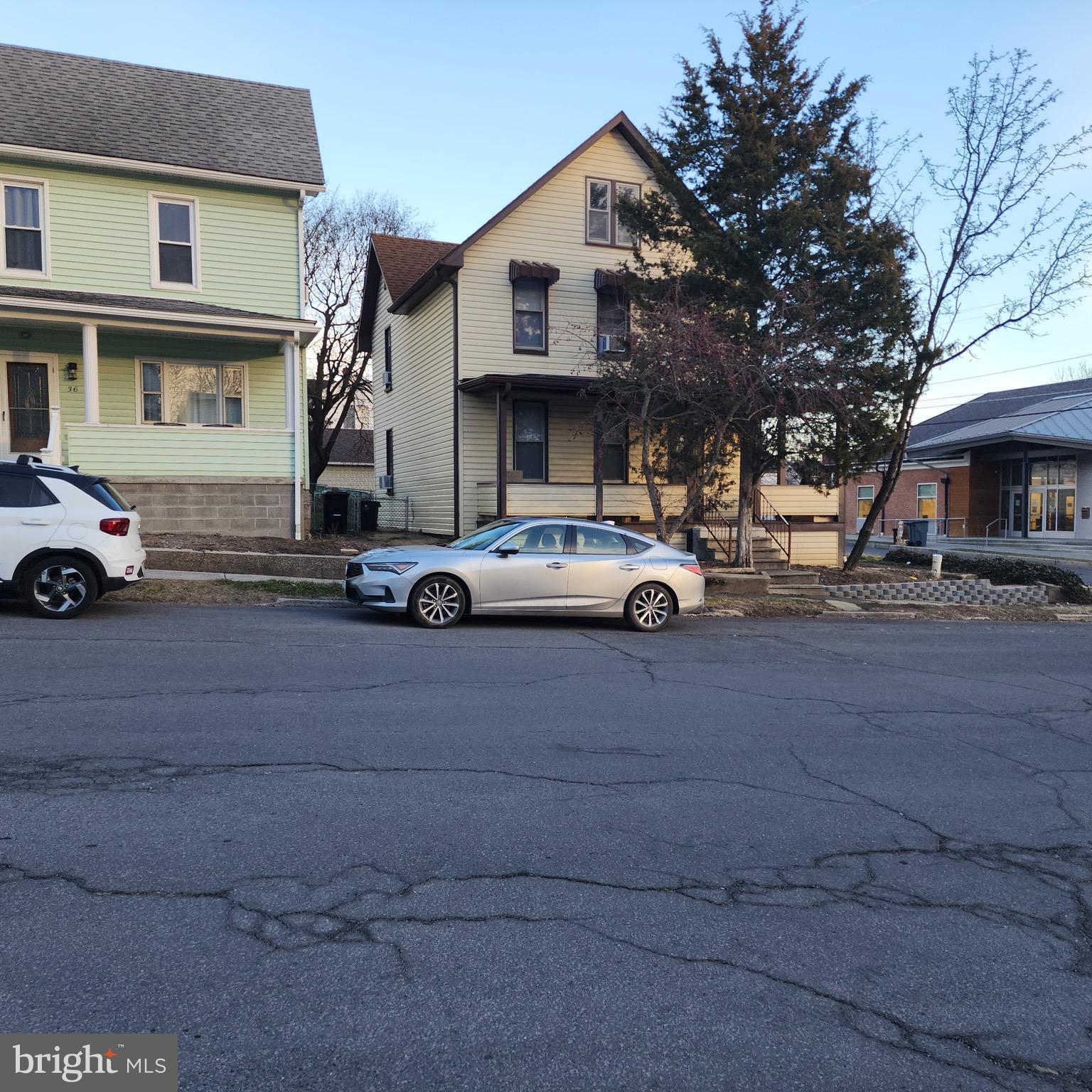 SOUTH END - Residential