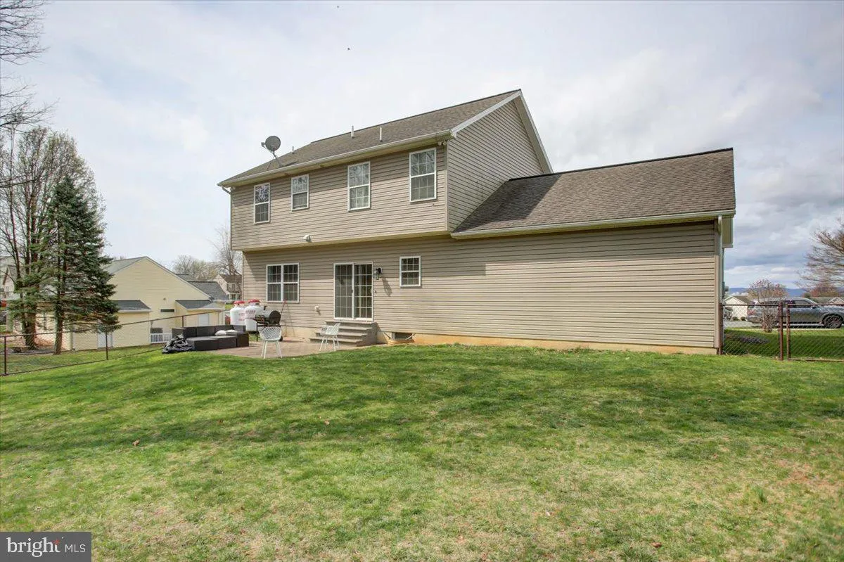 Greencastle, Pennsylvania 17225, United States, 4 Bedrooms Bedrooms, ,3 BathroomsBathrooms,Residential,Active,102899