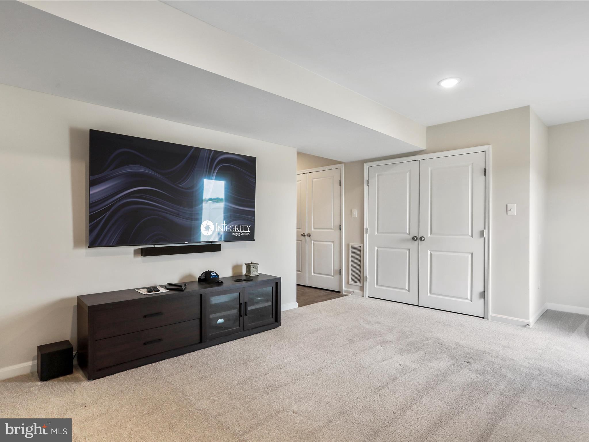 DILLON FARM - Residential