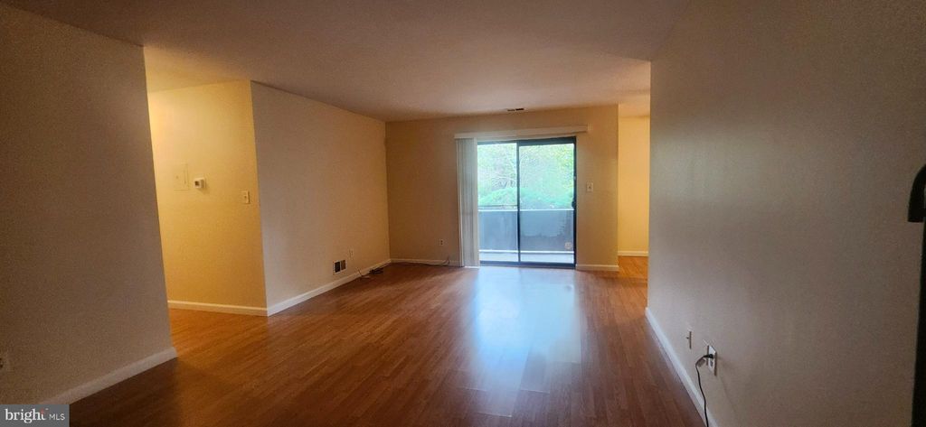 Photo of 314 Wood Mill Dr, EAST WINDSOR, NJ 08512 (MLS # NJME2065426)