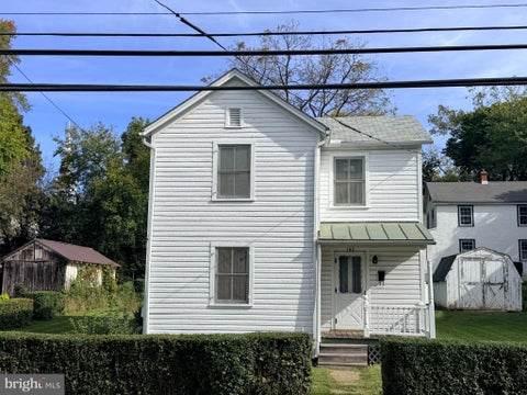 Photo of 145 E Lee Street, WARRENTON, VA 20186 (MLS # VAFQ2024290)