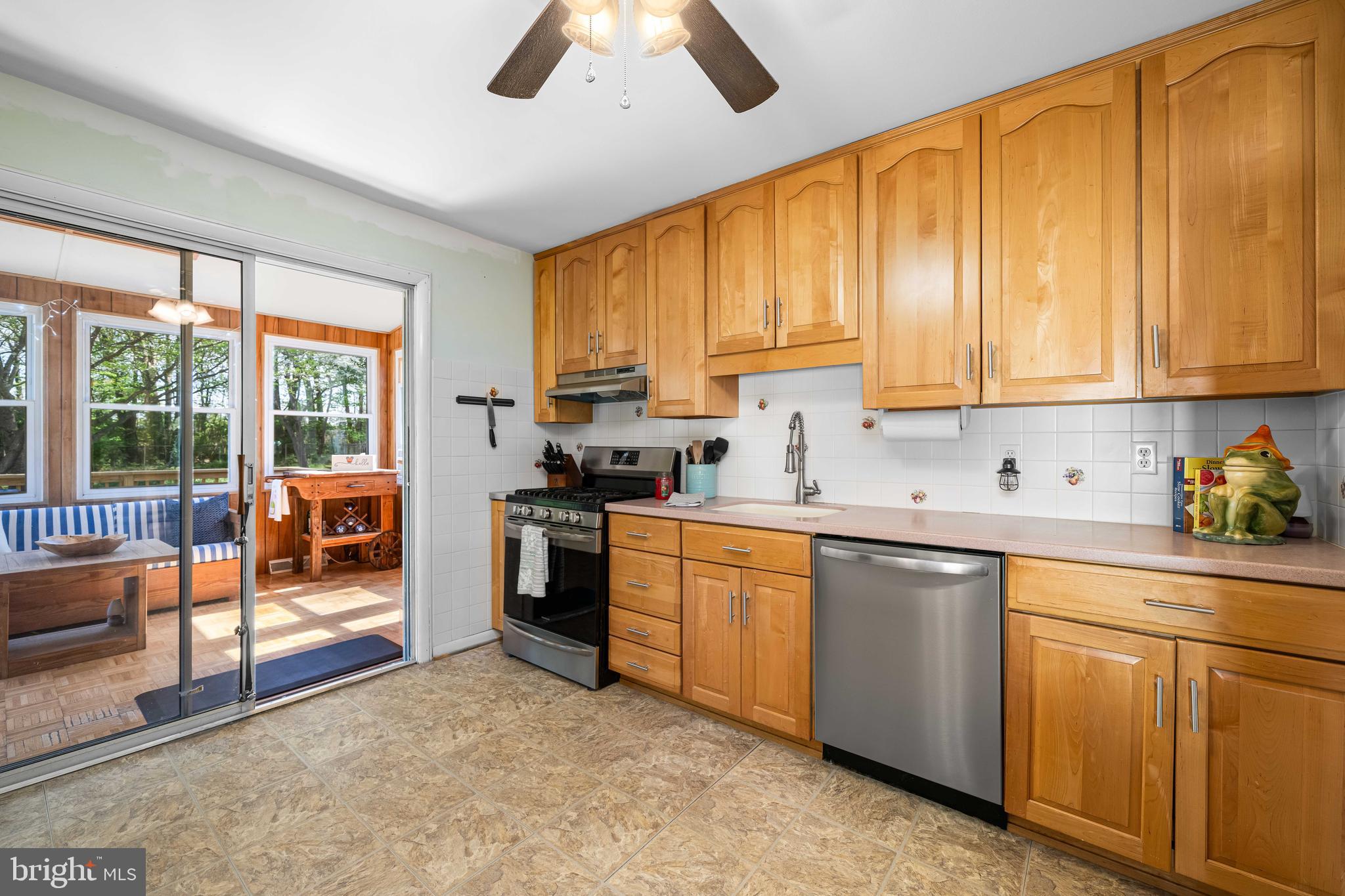 OLD MILL MANOR - Residential