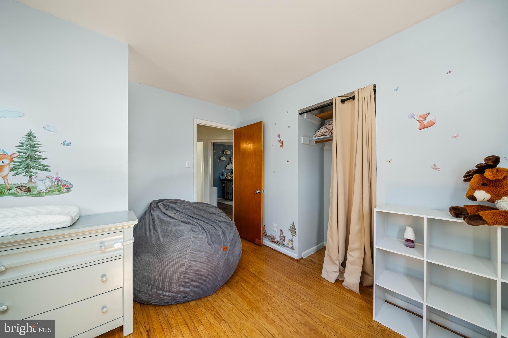 OLD MILL MANOR - Residential