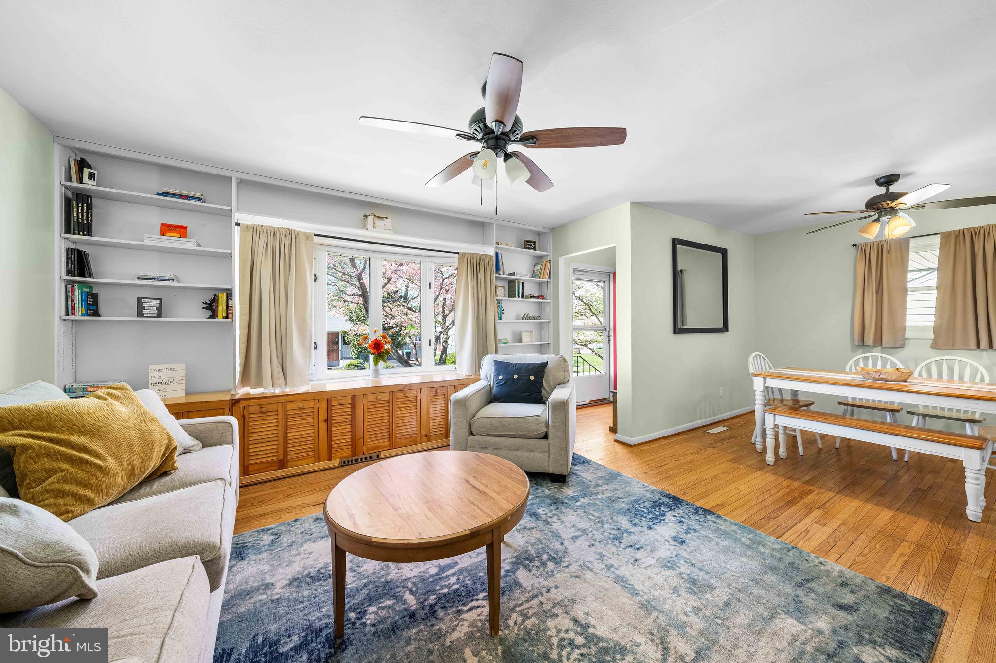 OLD MILL MANOR - Residential